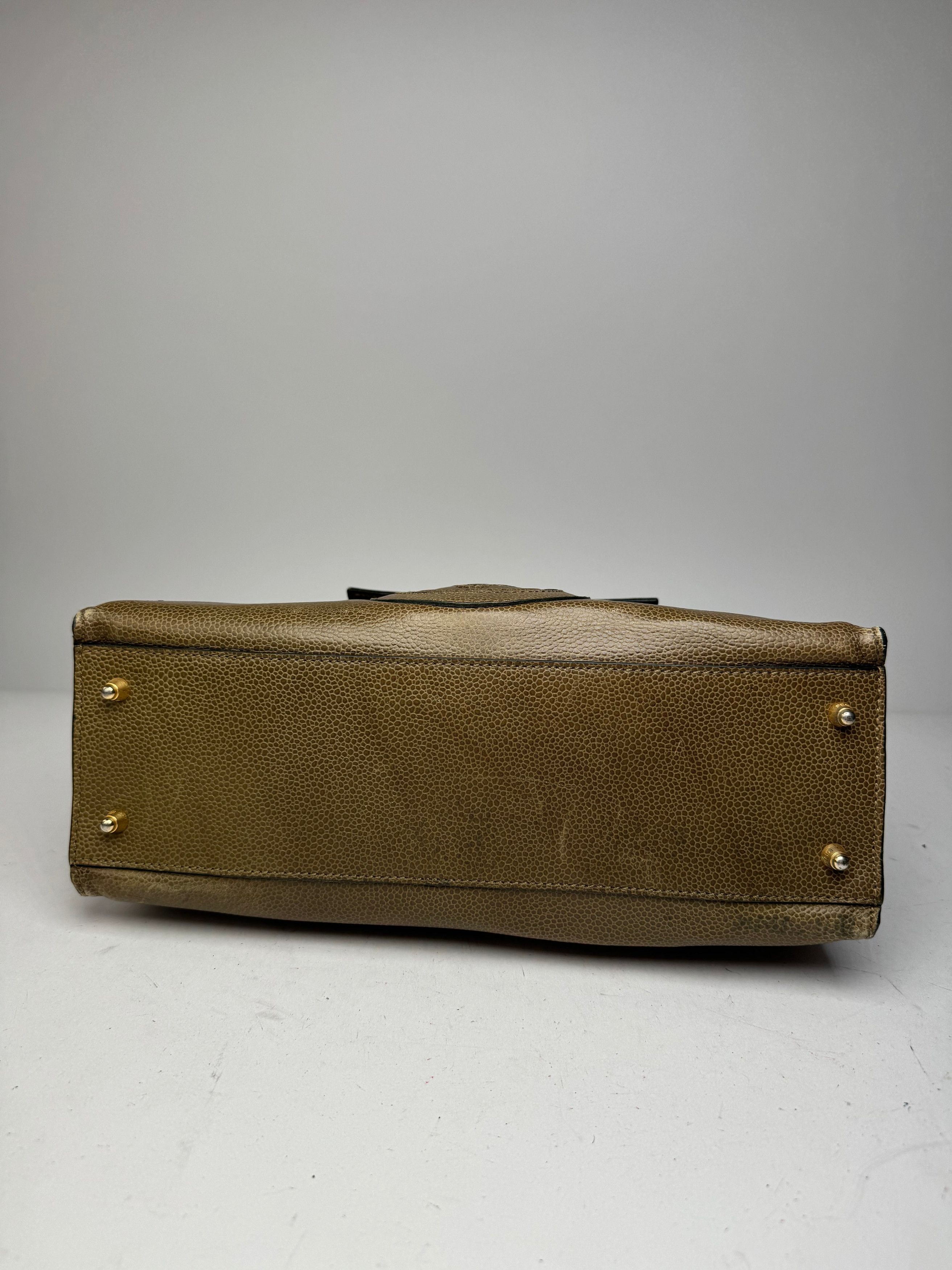 Fendi Vintage Leather Scorpion Handbag Khaki Size ONE SIZE - 11 Thumbnail