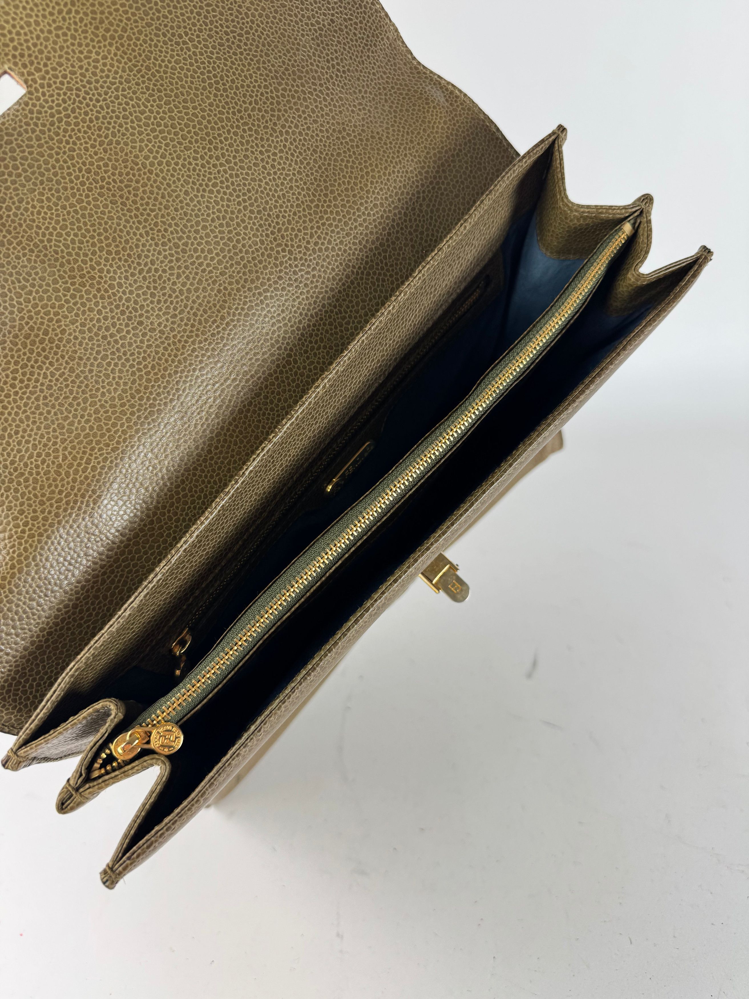 Fendi Vintage Leather Scorpion Handbag Khaki Size ONE SIZE - 3 Thumbnail