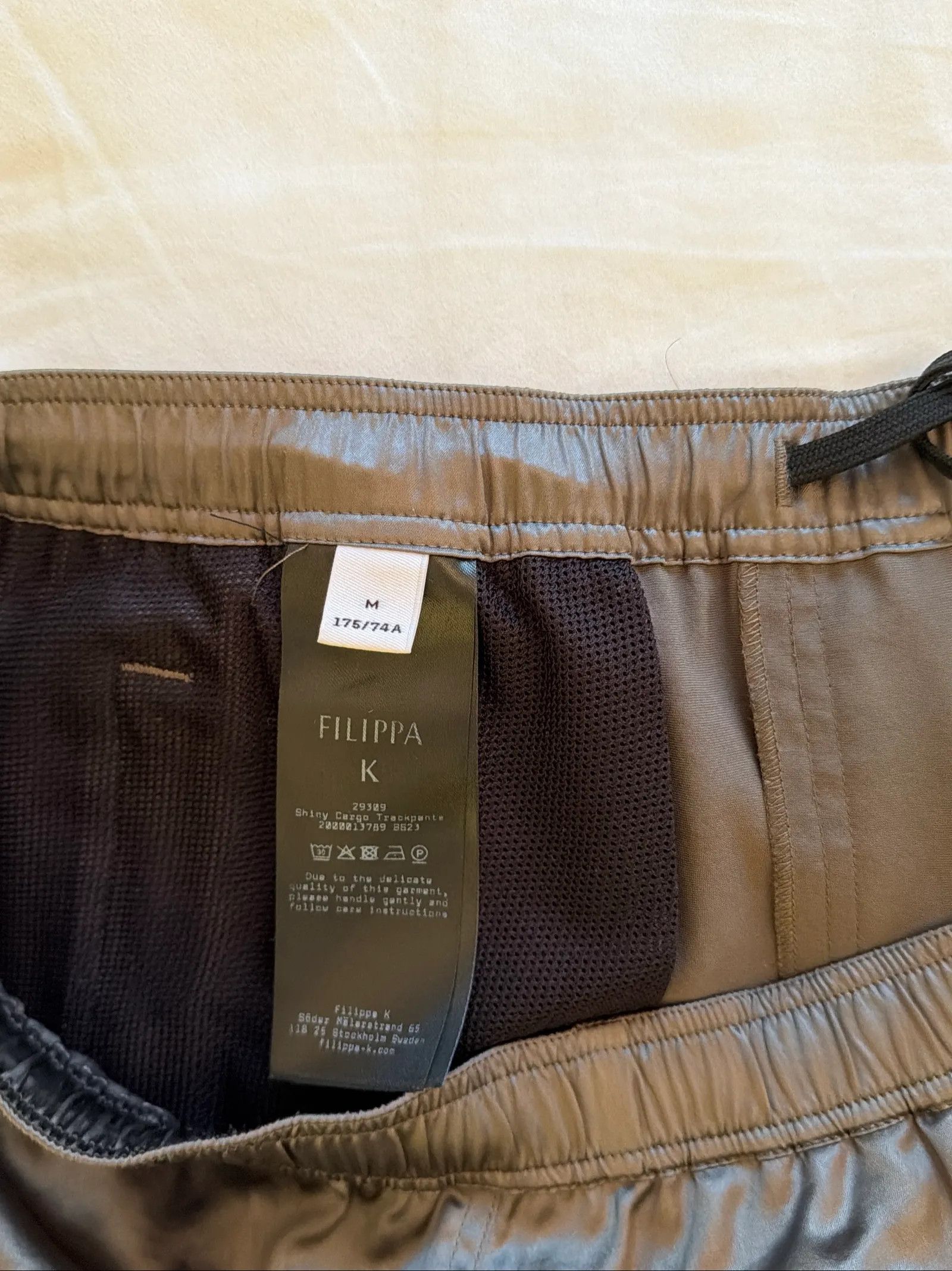 Filippa K Filippa K Shiny Cargo Trackpants Pants Size 28" / US 6 / IT 42 - 8 Thumbnail