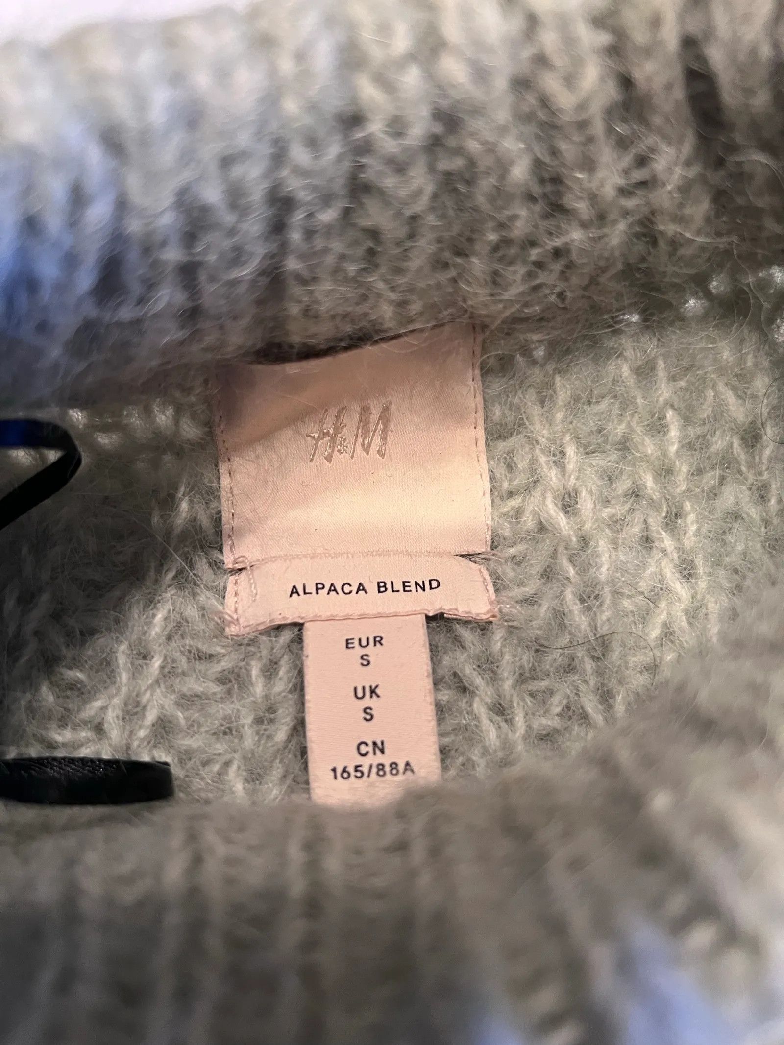 H&M H&M STUDIO Sweater Size S / US 4 / IT 40 - 2 Thumbnail