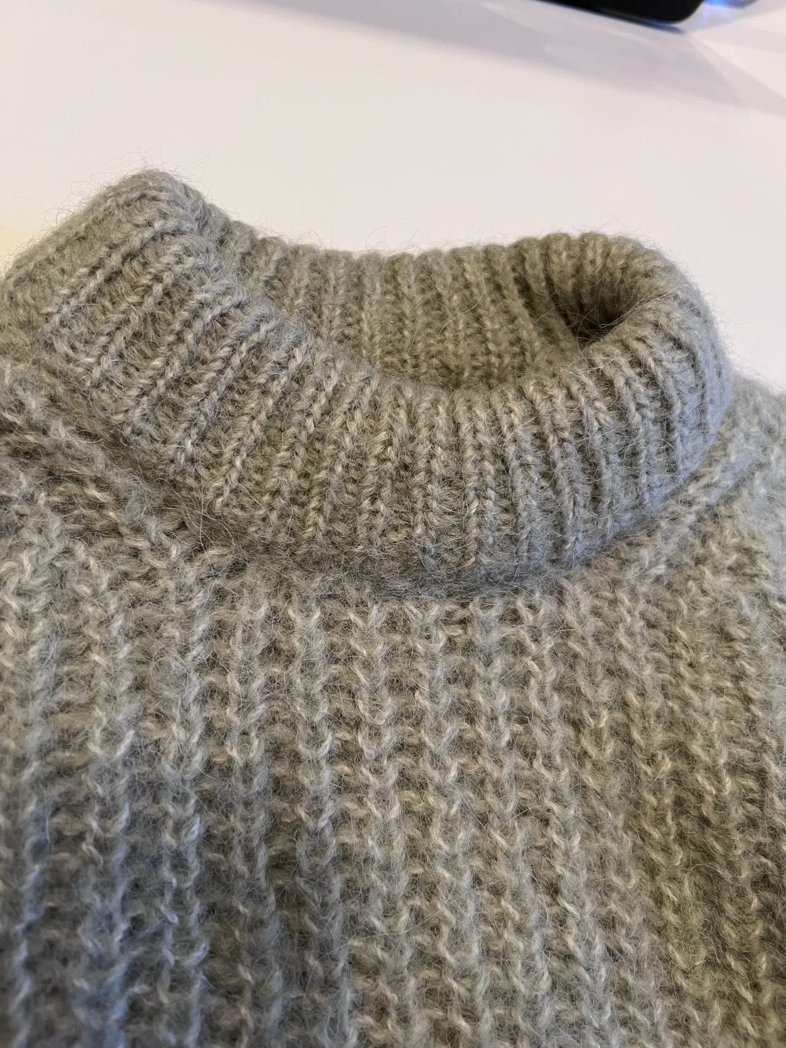 H&M H&M STUDIO Sweater Size S / US 4 / IT 40 - 6 Thumbnail