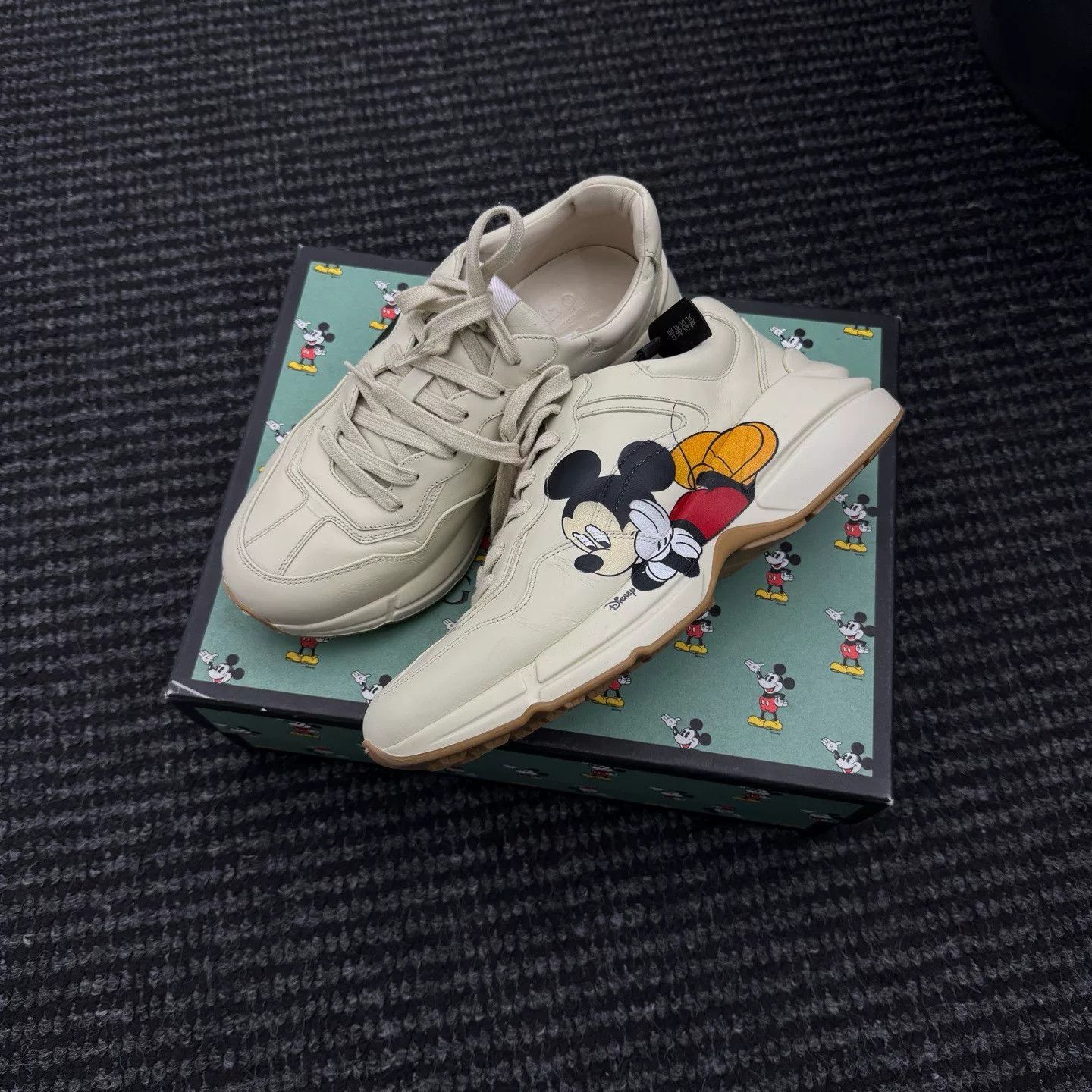 Gucci Disney x Gucci Rhyton Sneakers Size US 9 / EU 42 - 2 Thumbnail