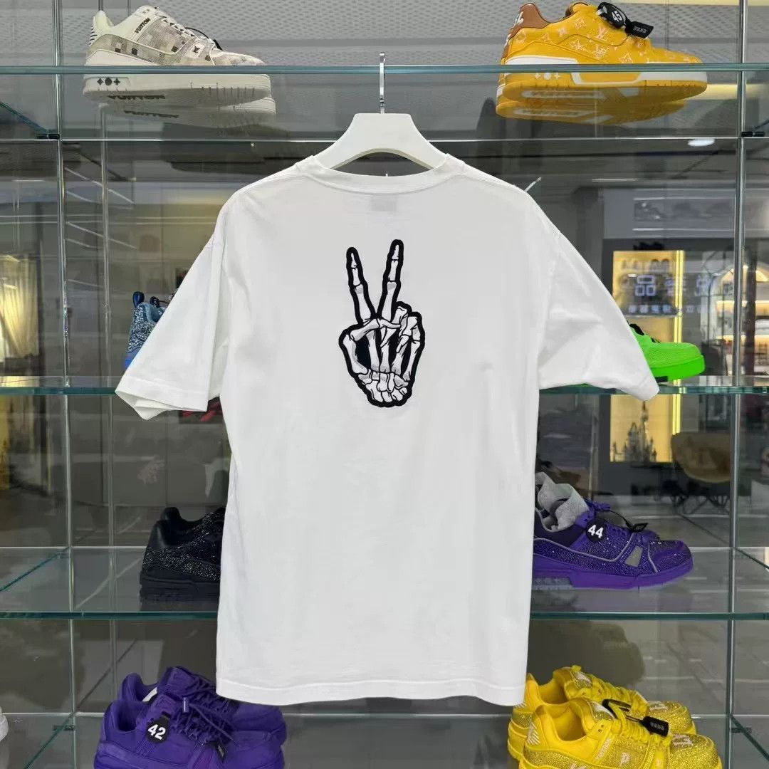 Balenciaga Balenciaga SS21 Melted Smile Print Short Sleeve Size XS / US 0-2 / IT 36-38 - 2 Thumbnail