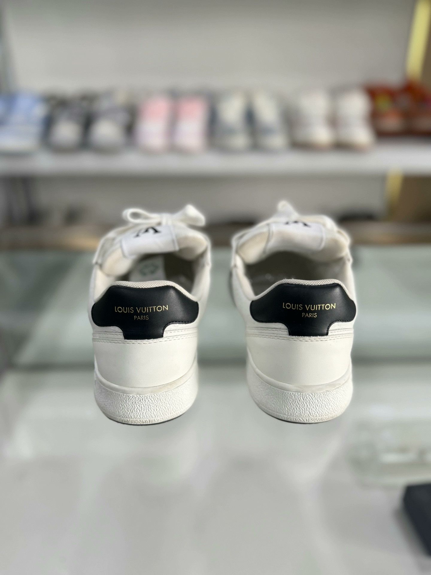 Louis Vuitton Louis Vuitton Monogram Print Sneakers Women Size US 6 / IT 36 - 3 Thumbnail
