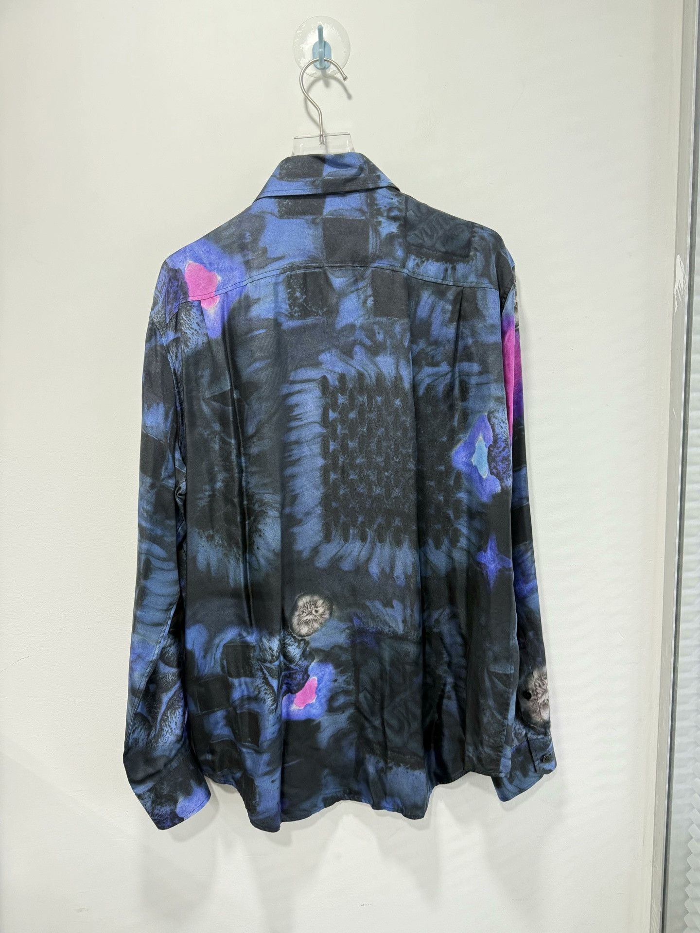 Louis Vuitton Louis Vuitton Silk Long-Sleeve Shirt XXL Size US XXL / EU 58 / 5 - 2 Thumbnail