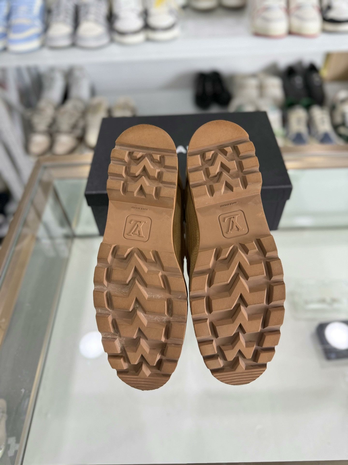Louis Vuitton Louis Vuitton Monogram Loafers Men's 43 Size US 10 / EU 43 - 4 Thumbnail