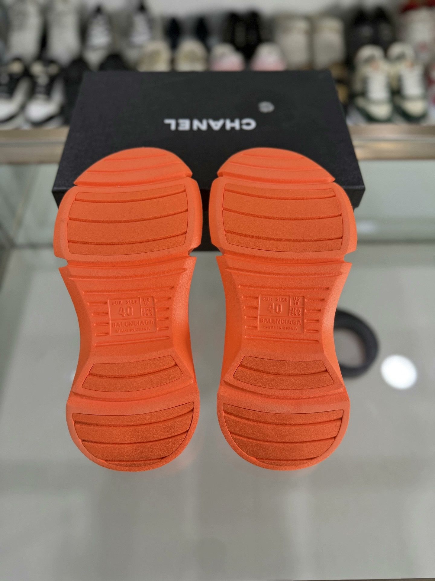 Balenciaga Balenciaga Men's Orange Slippers Size 40 Size US 7 / EU 40 - 4 Thumbnail