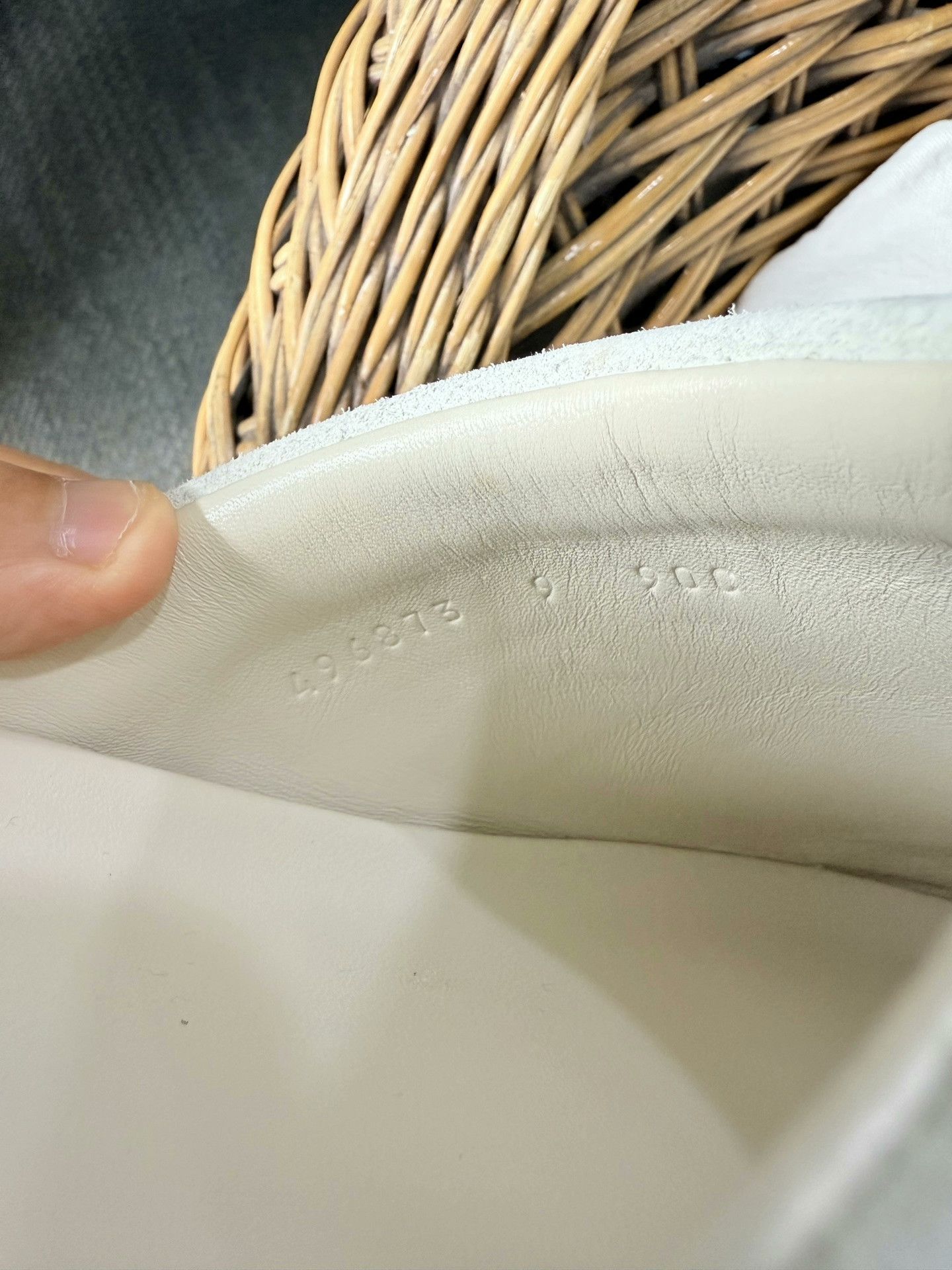 Gucci Gucci Men's White Horsebit Slippers Size 43 Size US 10 / EU 43 - 5 Thumbnail