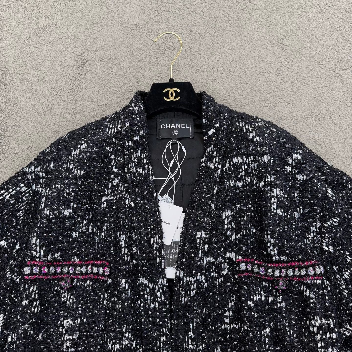Chanel Chanel 24C Sequin Tweed Coat Size S / US 4 / IT 40 - 2 Thumbnail