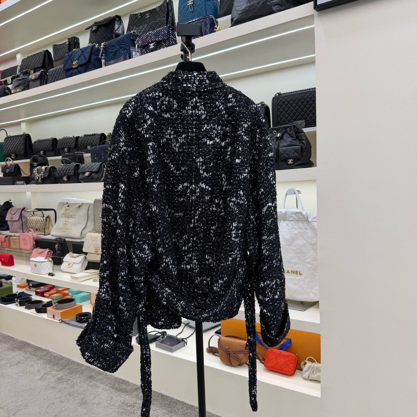 Chanel Chanel 24C Sequin Tweed Coat Size S / US 4 / IT 40 - 6 Thumbnail