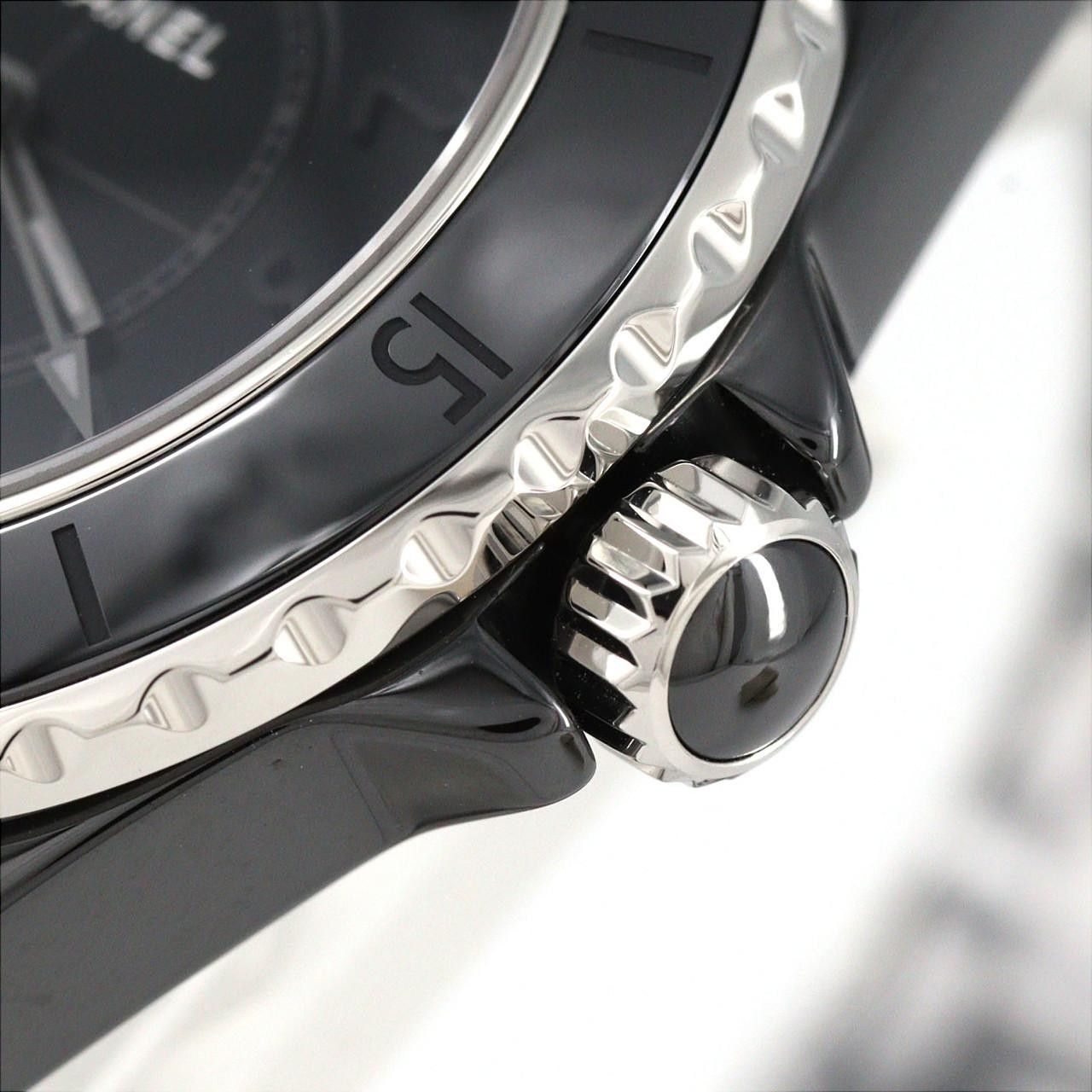 Chanel Chanel Chanel J12 Phantom Ceramic Quartz Glass / Ceramic Quartz H6346 DUTY FREE for USA Size ONE SIZE - 4 Thumbnail