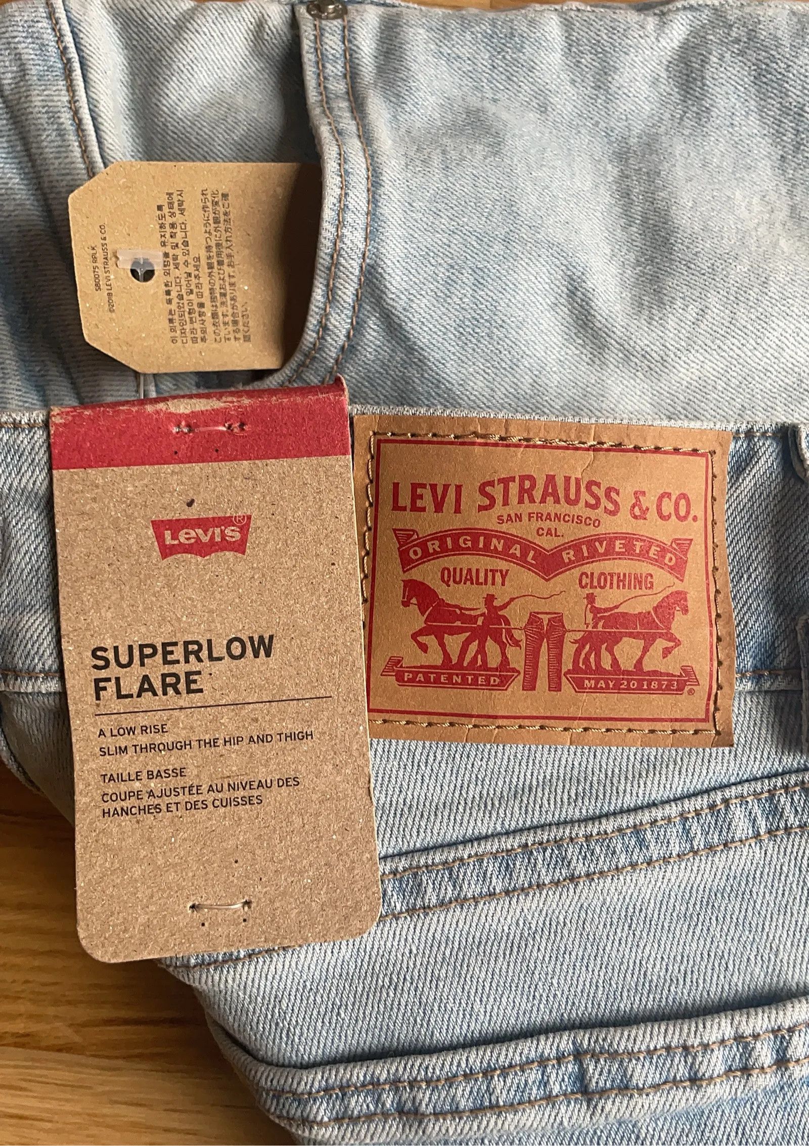 Levi's Levi's Levi’s Superlow Flare Jeans Size 25" / US 0 / IT 36 - 2 Thumbnail