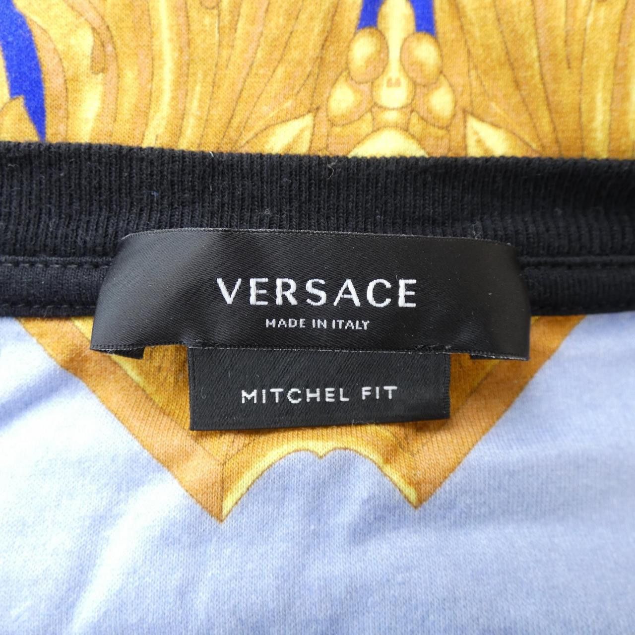 Versace Versace Versace T-shirt Textile T-Shirts 1008483 DUTY FREE for USA Size ONE SIZE - 4 Thumbnail