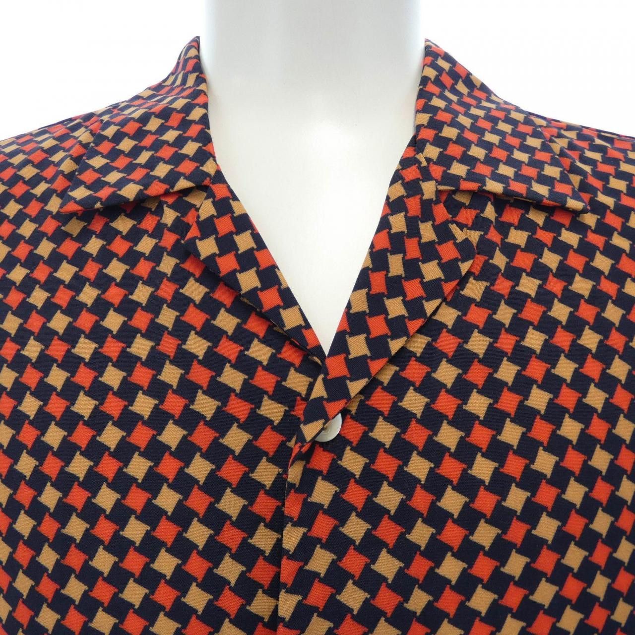 Gucci Gucci Gucci S/S Shirt Silk Shirt Textile Tops 731961ZAL6I DUTY FREE for USA Size ONE SIZE - 5 Thumbnail