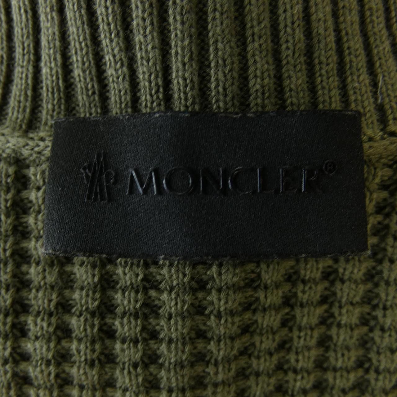 Moncler Moncler Moncler Top Textile Tops I20919C00007 DUTY FREE for USA Size ONE SIZE - 4 Thumbnail