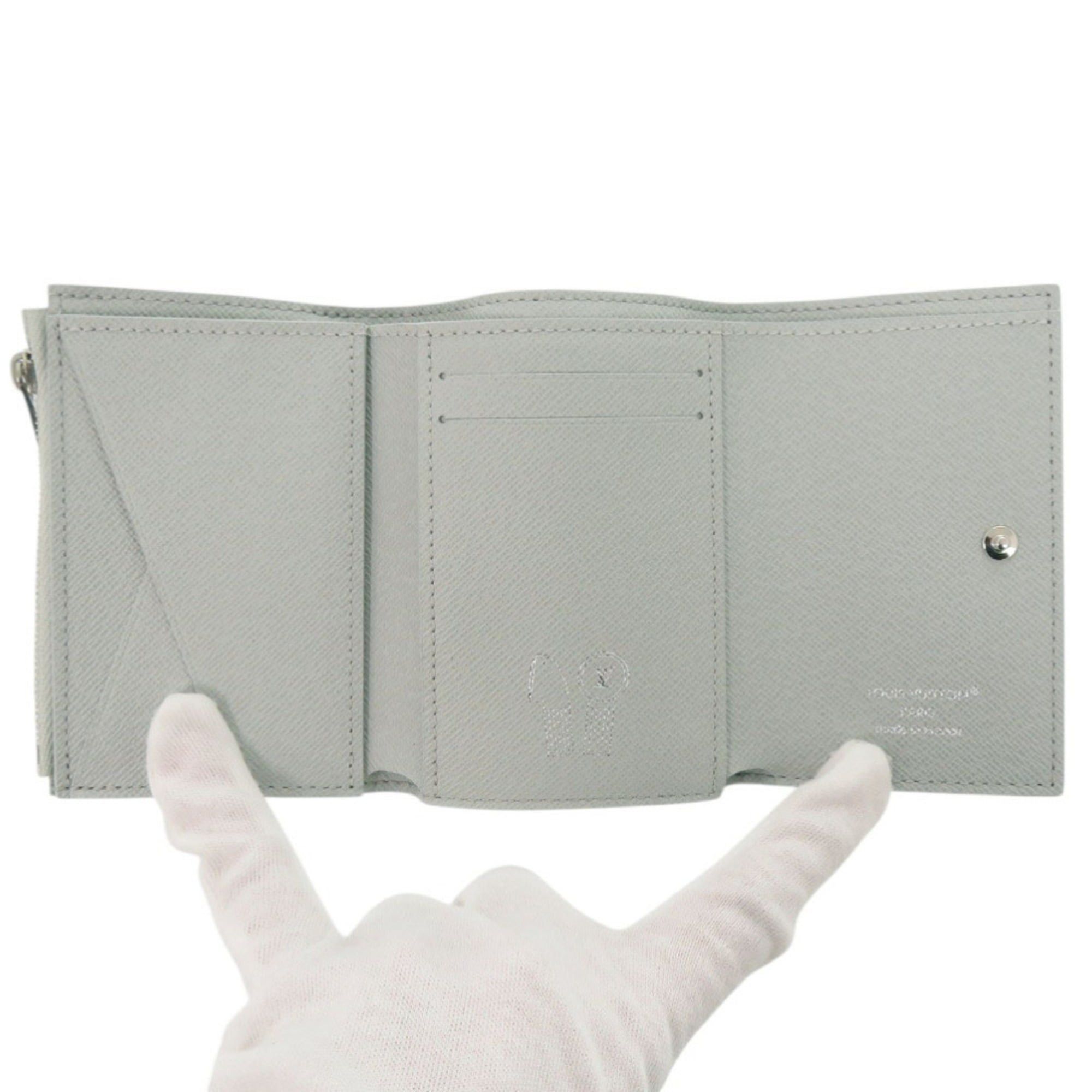 Louis Vuitton Unused Louis Vuitton Iridescent Victor Wallet, Gradient Monogram, M14132, IC Tag, Gray, Tri-fold LV 0536, LOUIS VUITTON Size ONE SIZE - 6 Thumbnail