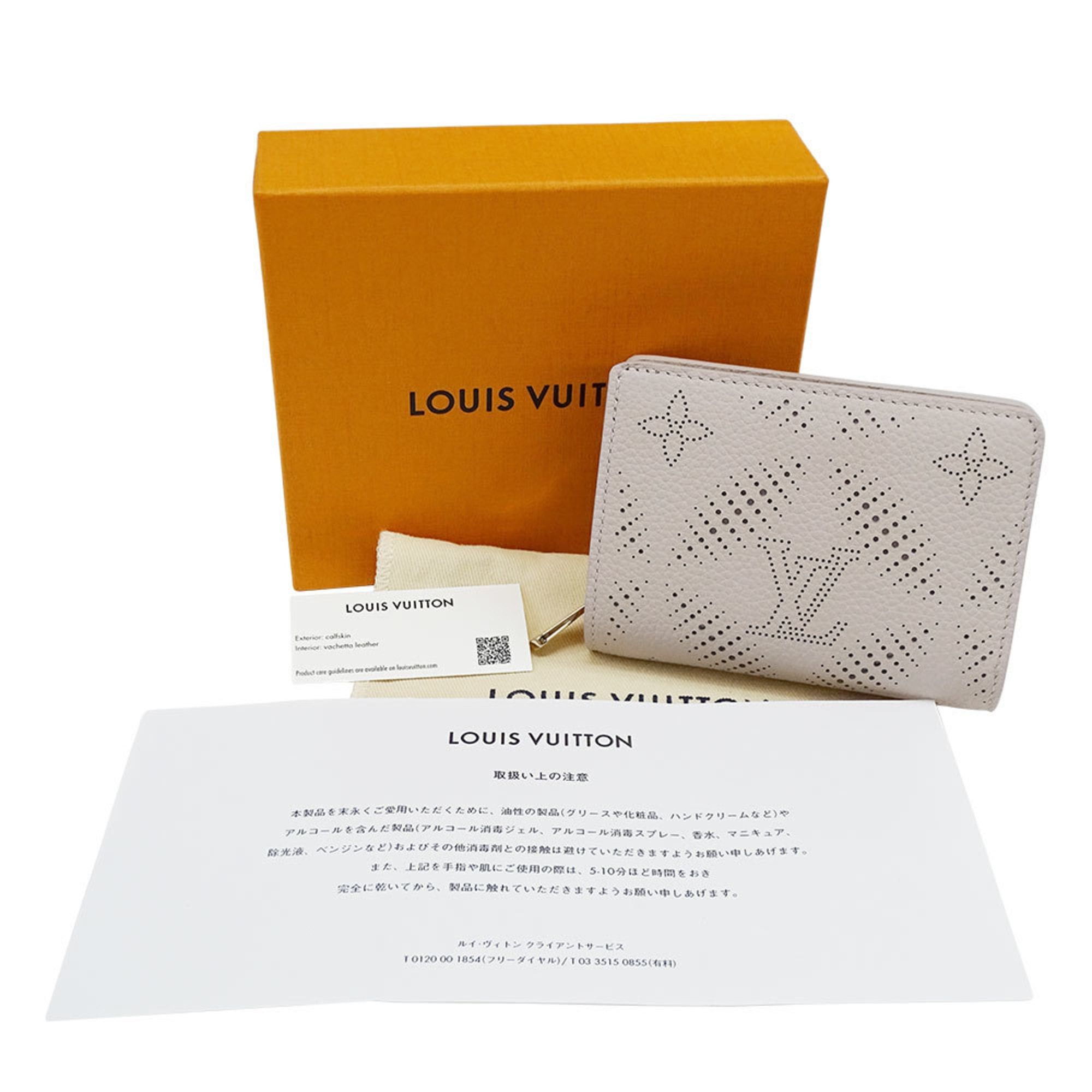 Louis Vuitton Women's Monogram Mahina Bifold Wallet, Portefeuille Claire, Bloom Gray, M13470