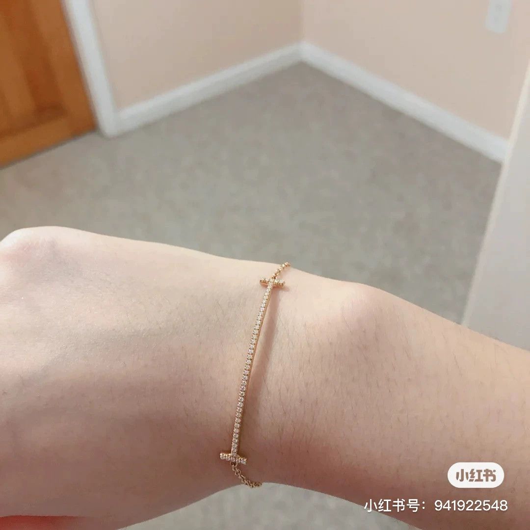 Tiffany & Co. Tiffany Small Smile Full Diamond Bracelet Size ONE SIZE - 8 Thumbnail