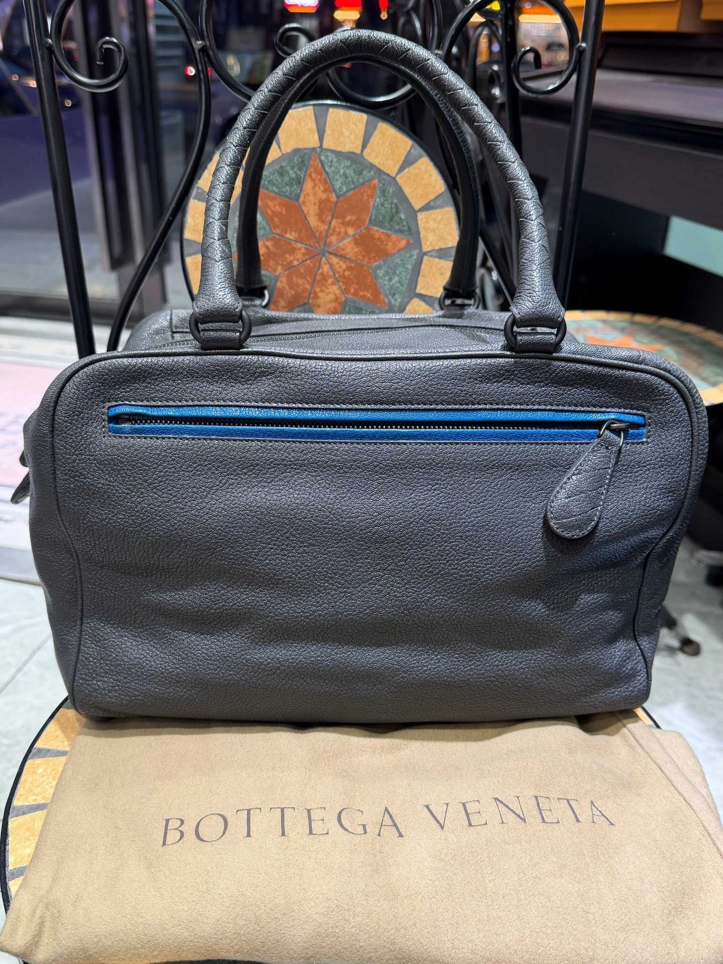 Bottega Veneta Bottega Veneta Men's Gray Leather Pillow Bag Size ONE SIZE - 4 Thumbnail
