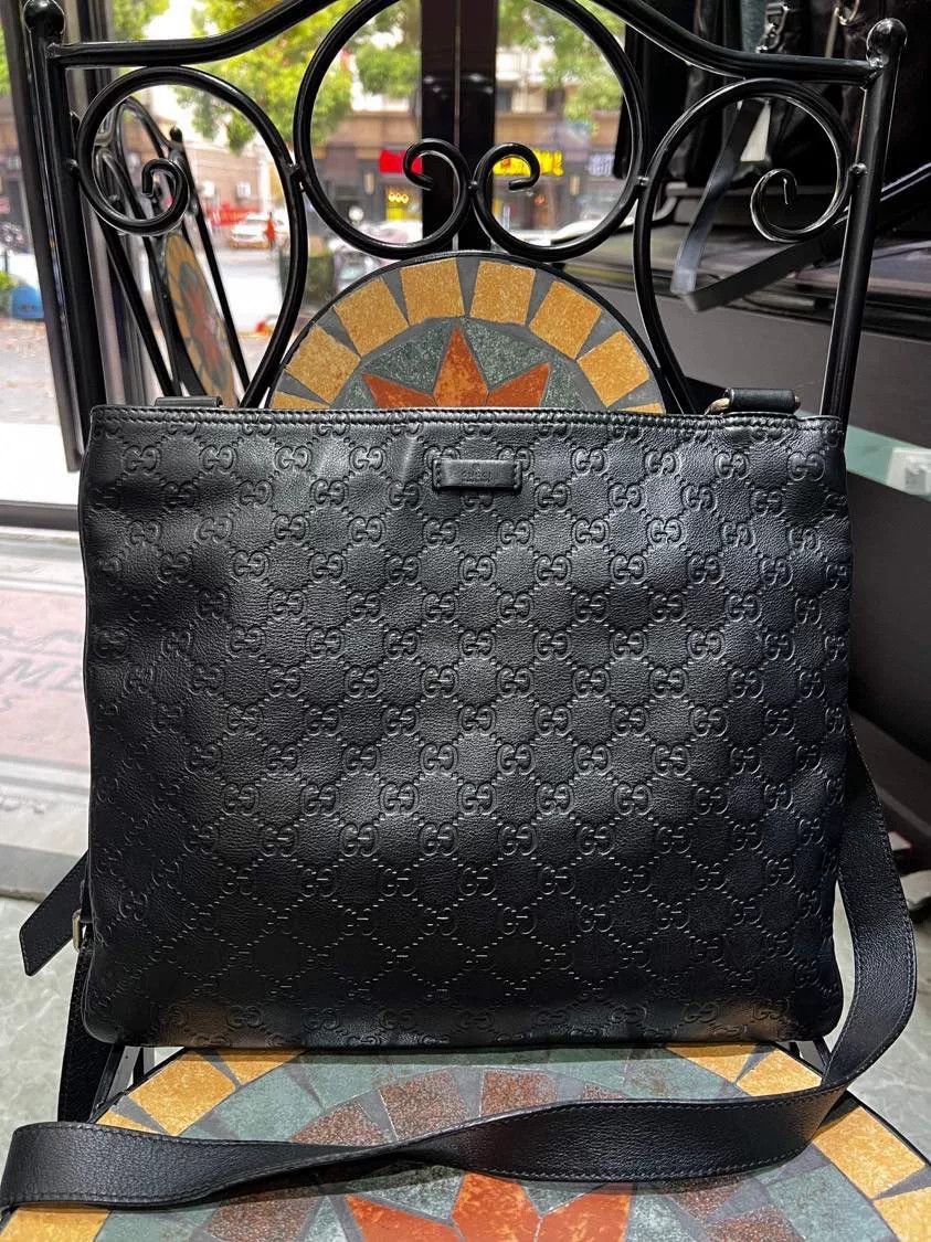 Gucci Gucci Double G Embossed Black Leather Messenger Size ONE SIZE - 2 Thumbnail
