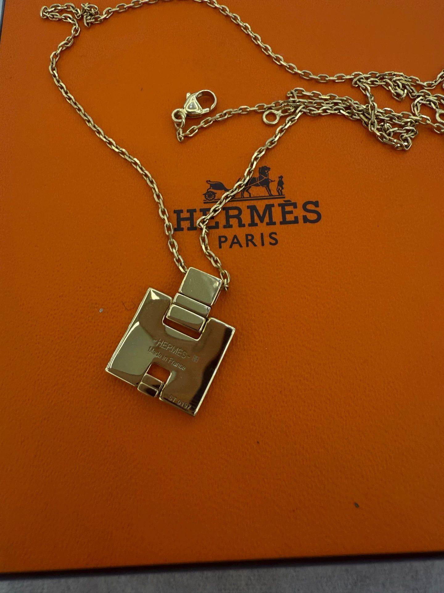 Hermes Hermes Eileen H Buckle Square Necklace Size ONE SIZE - 5 Thumbnail