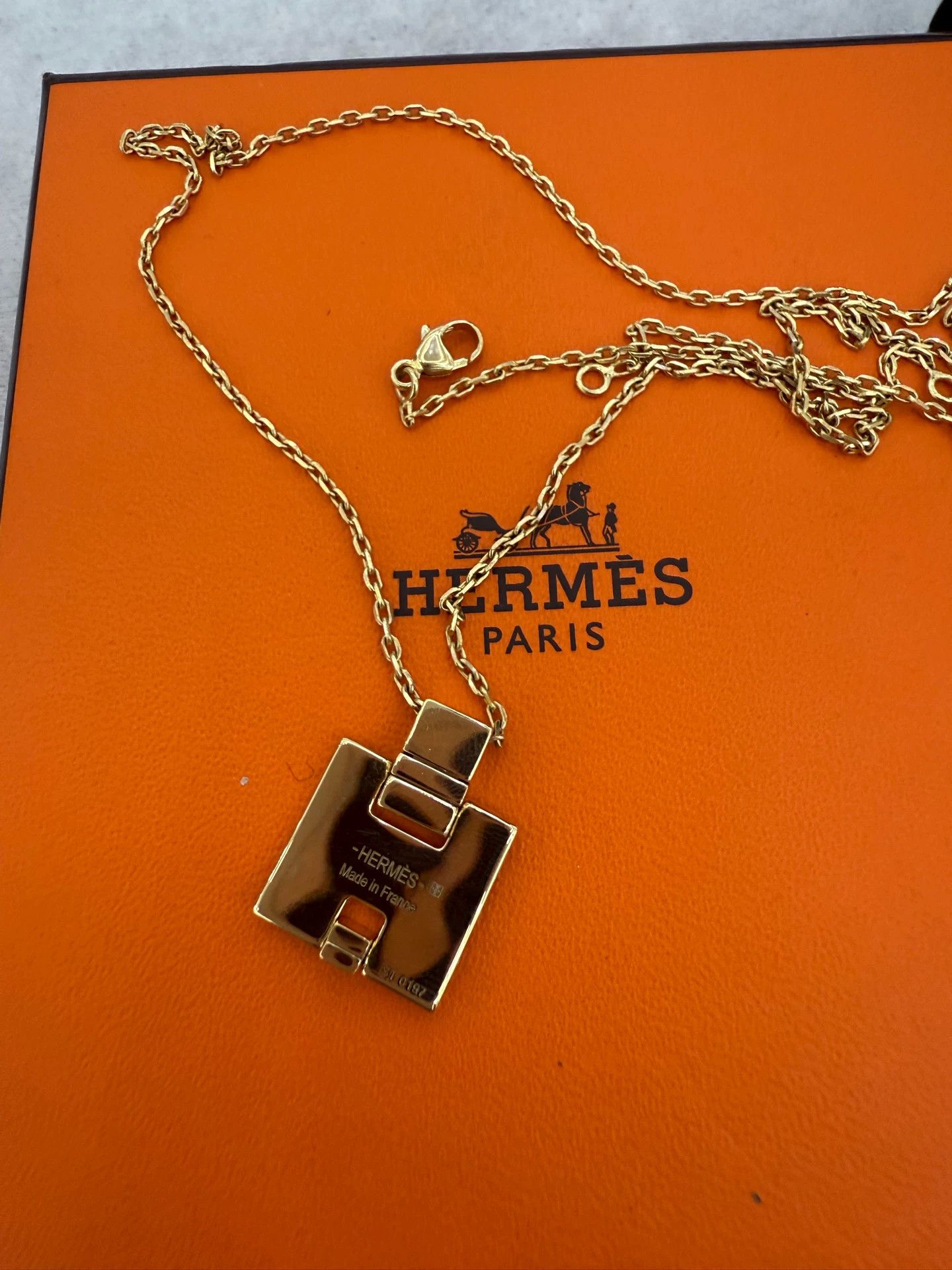 Hermes Hermes Eileen H Buckle Square Necklace Size ONE SIZE - 4 Thumbnail