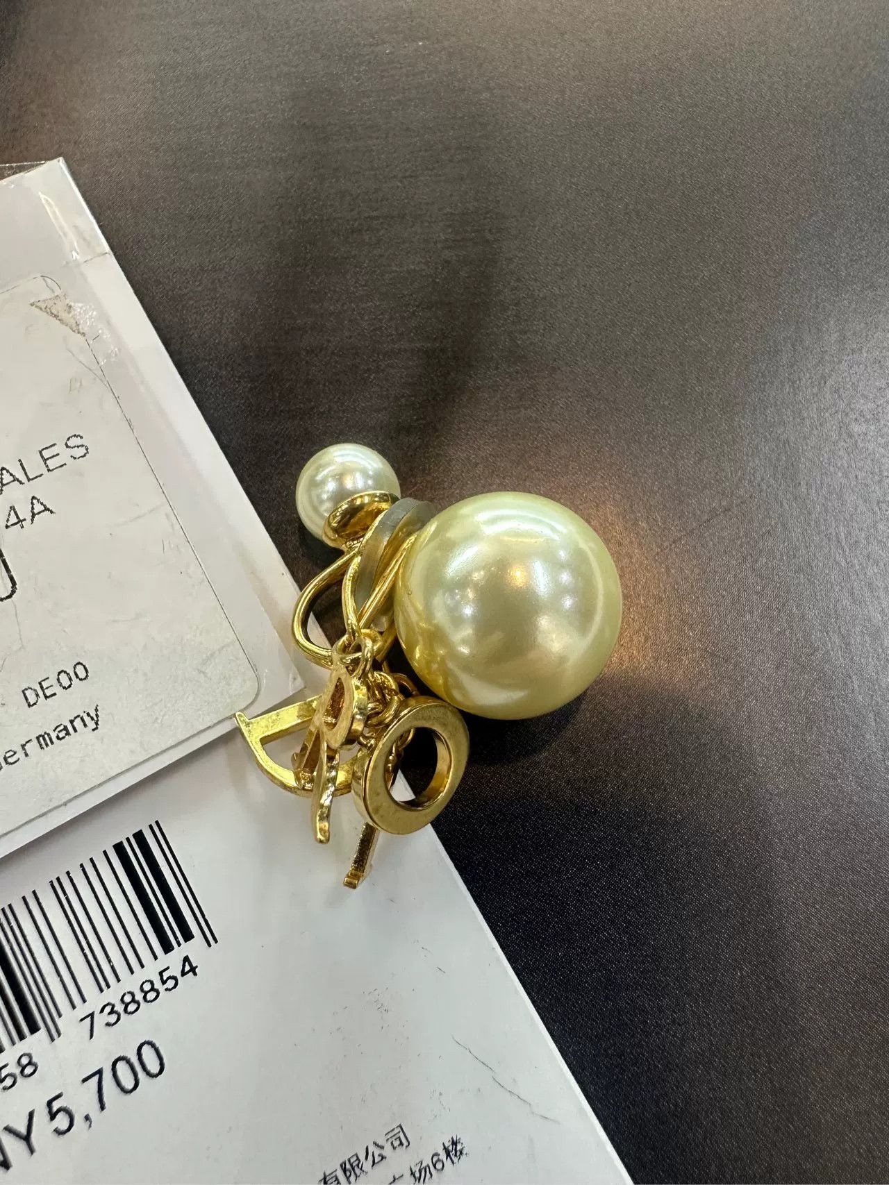 Dior Dior Pearl Ear Clip (Single) Size ONE SIZE - 2 Thumbnail