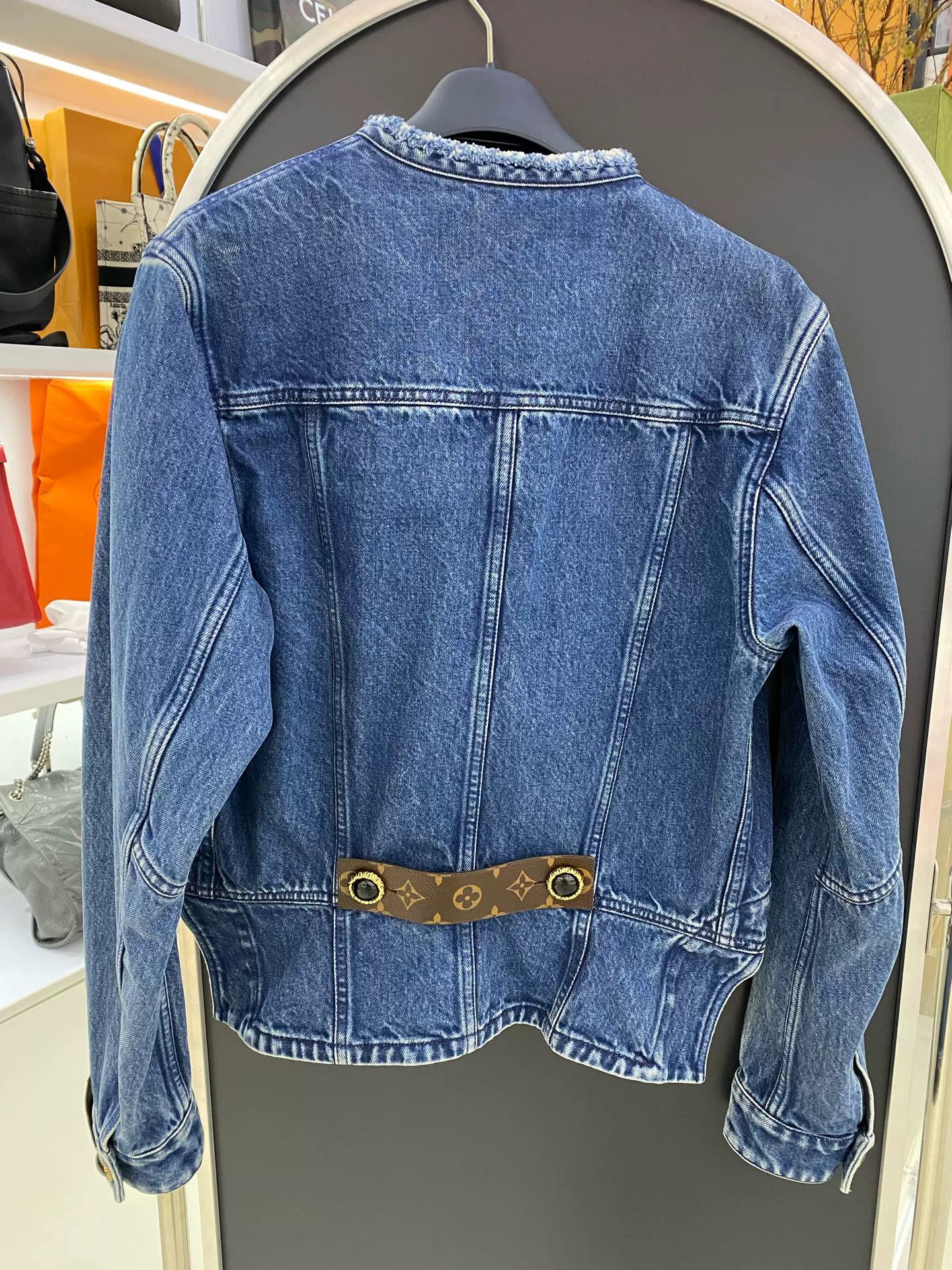 Louis Vuitton LV Washed Blue Denim Jacket Size XS / US 0-2 / IT 36-38 - 7 Thumbnail