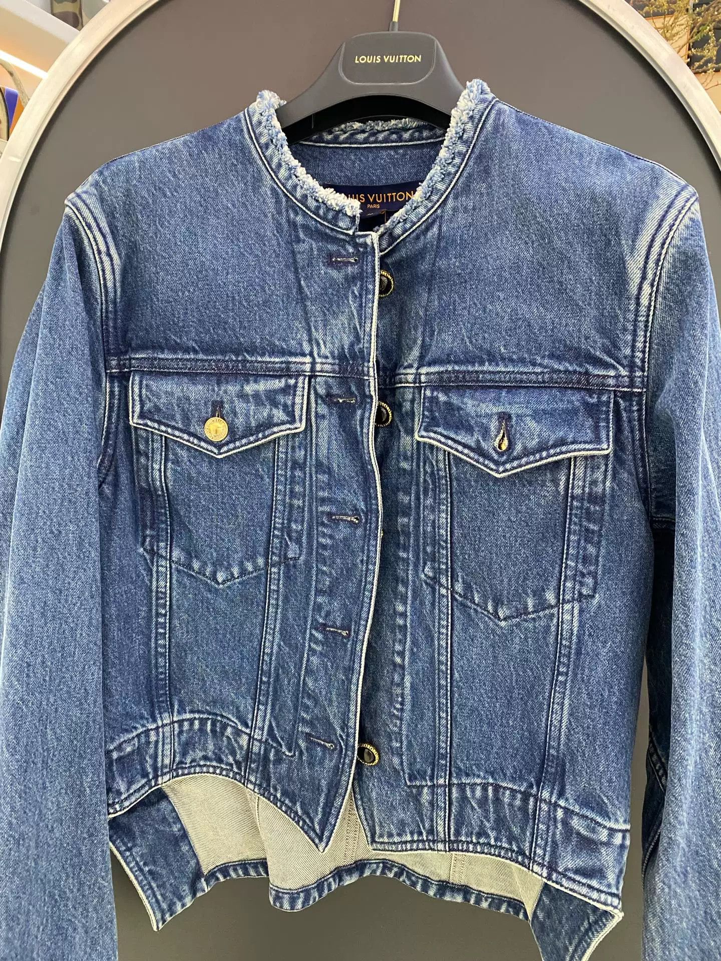 Louis Vuitton LV Washed Blue Denim Jacket Size XS / US 0-2 / IT 36-38 - 2 Thumbnail