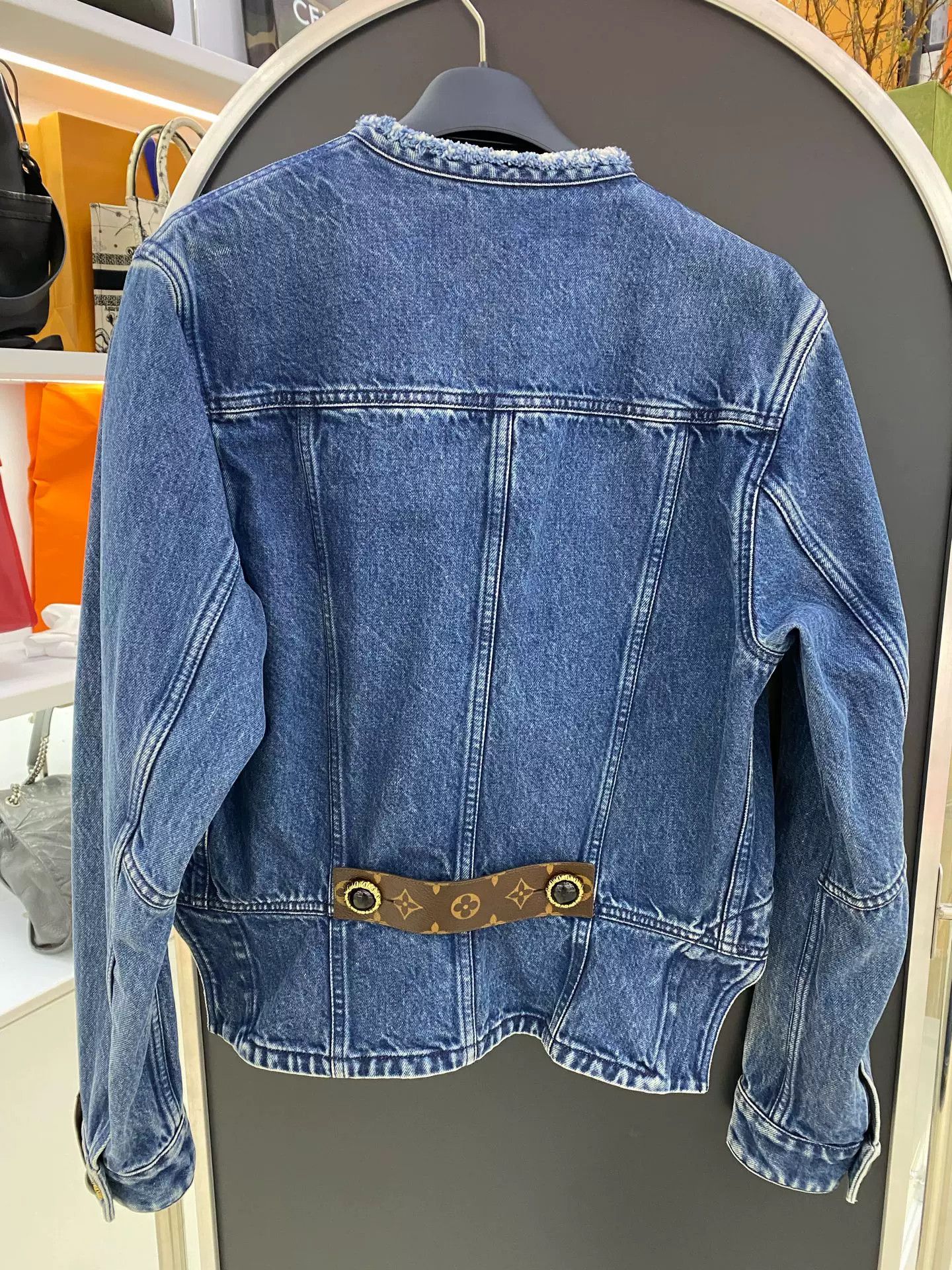 Louis Vuitton LV Washed Blue Denim Jacket Size XS / US 0-2 / IT 36-38 - 8 Thumbnail
