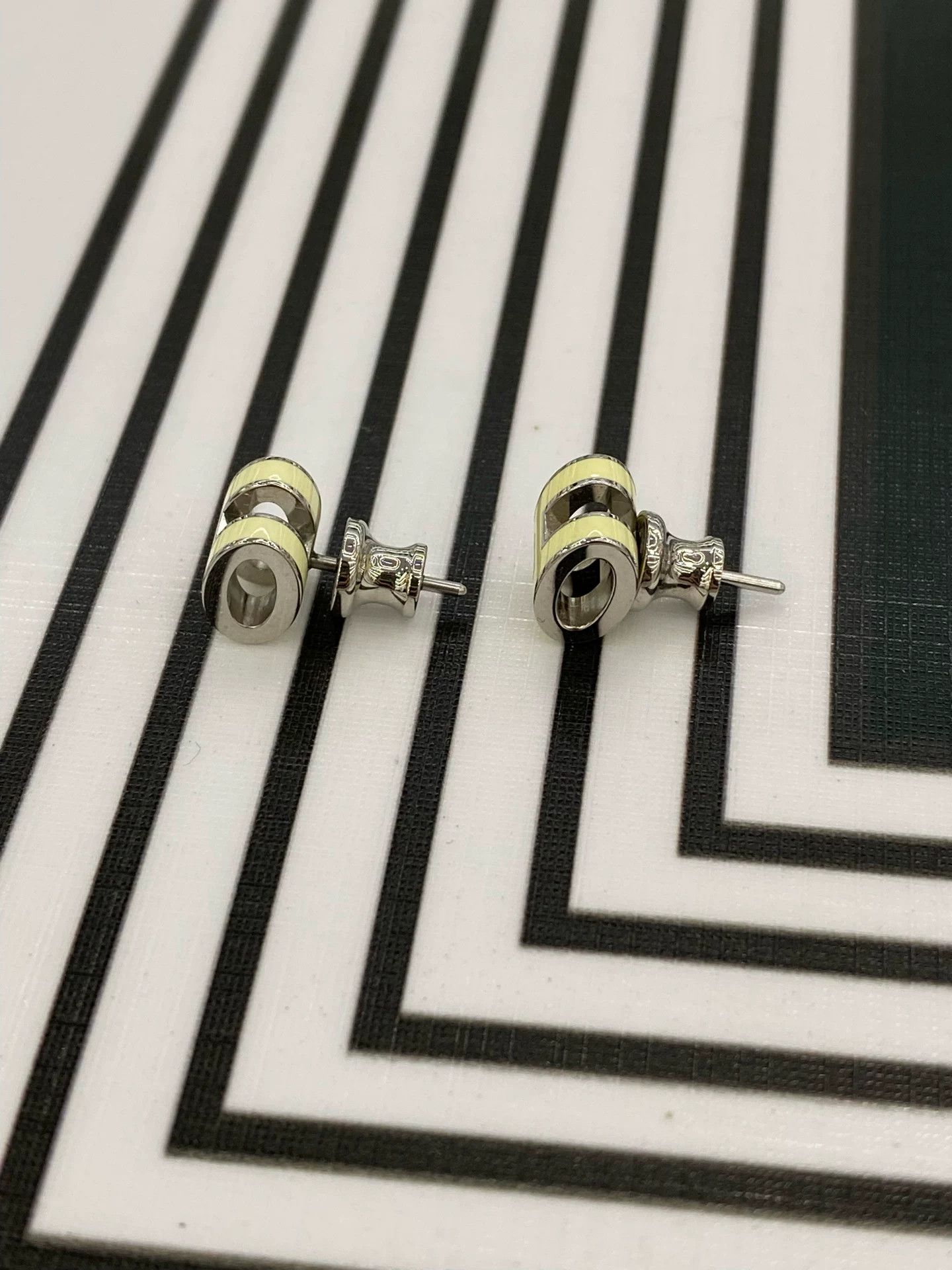 Hermes Hermes Pop H Earrings Yellow Small Size ONE SIZE - 2 Thumbnail