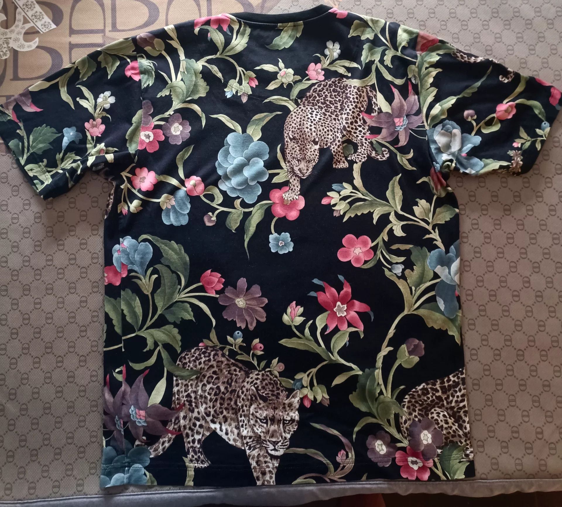 Dolce & Gabbana Dolce & Gabbana Leopard Floral T-Shirt Size US S / EU 44-46 / 1 - 2 Thumbnail
