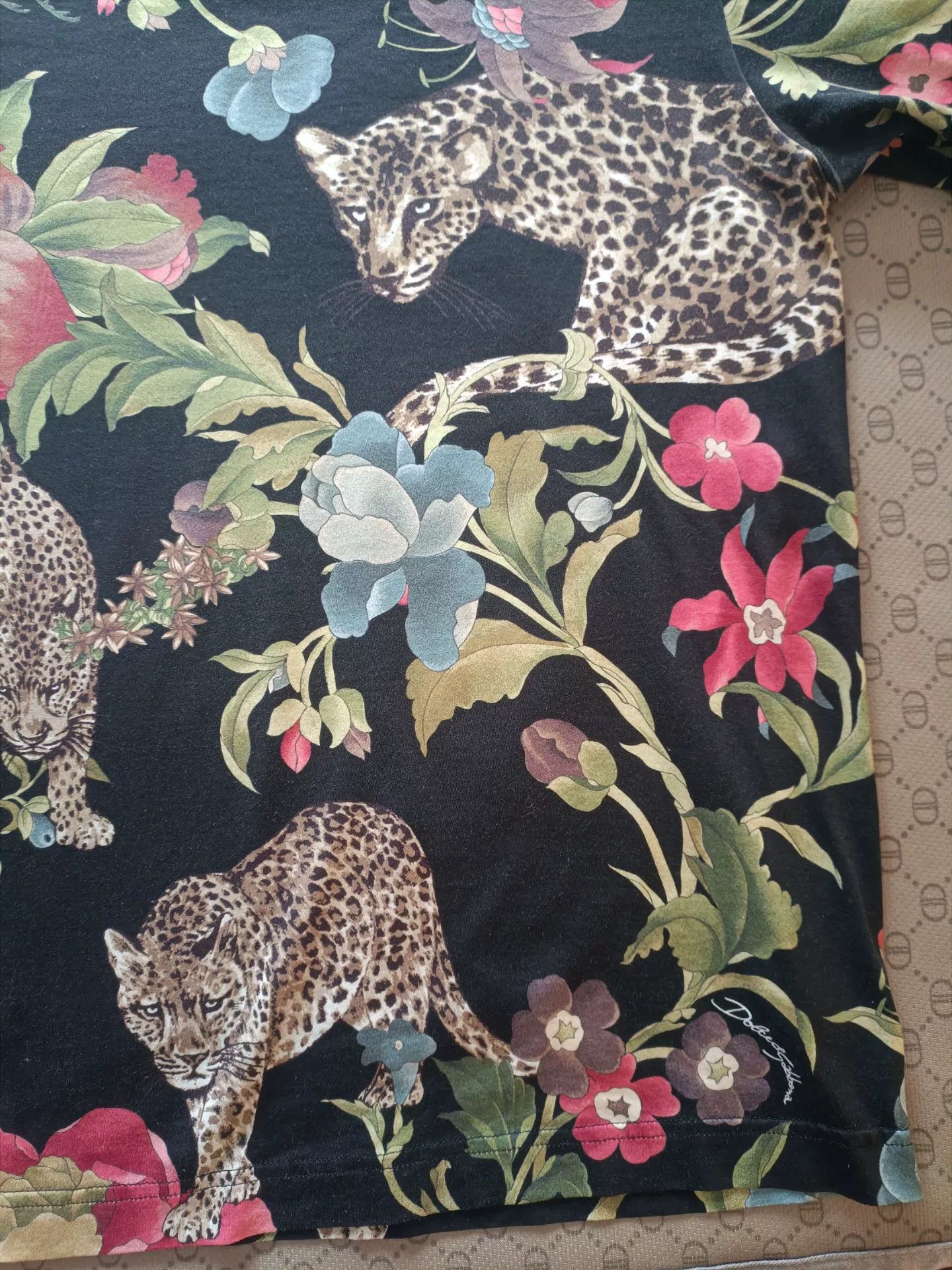 Dolce & Gabbana Dolce & Gabbana Leopard Floral T-Shirt Size US S / EU 44-46 / 1 - 8 Thumbnail