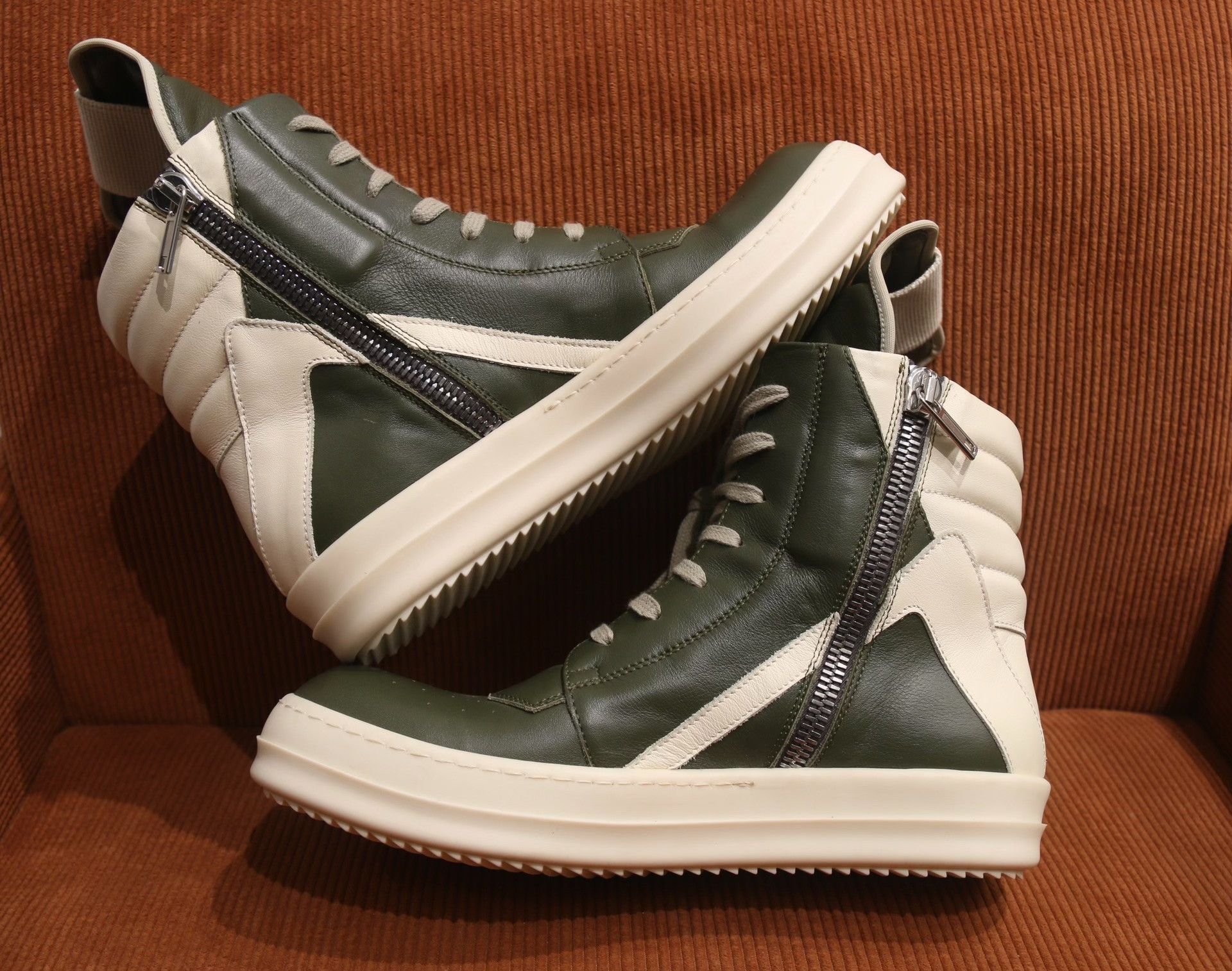 Rick Owens Rick Owens Main Line Cow Leather Green Size US 8 / EU 41 - 2 Thumbnail