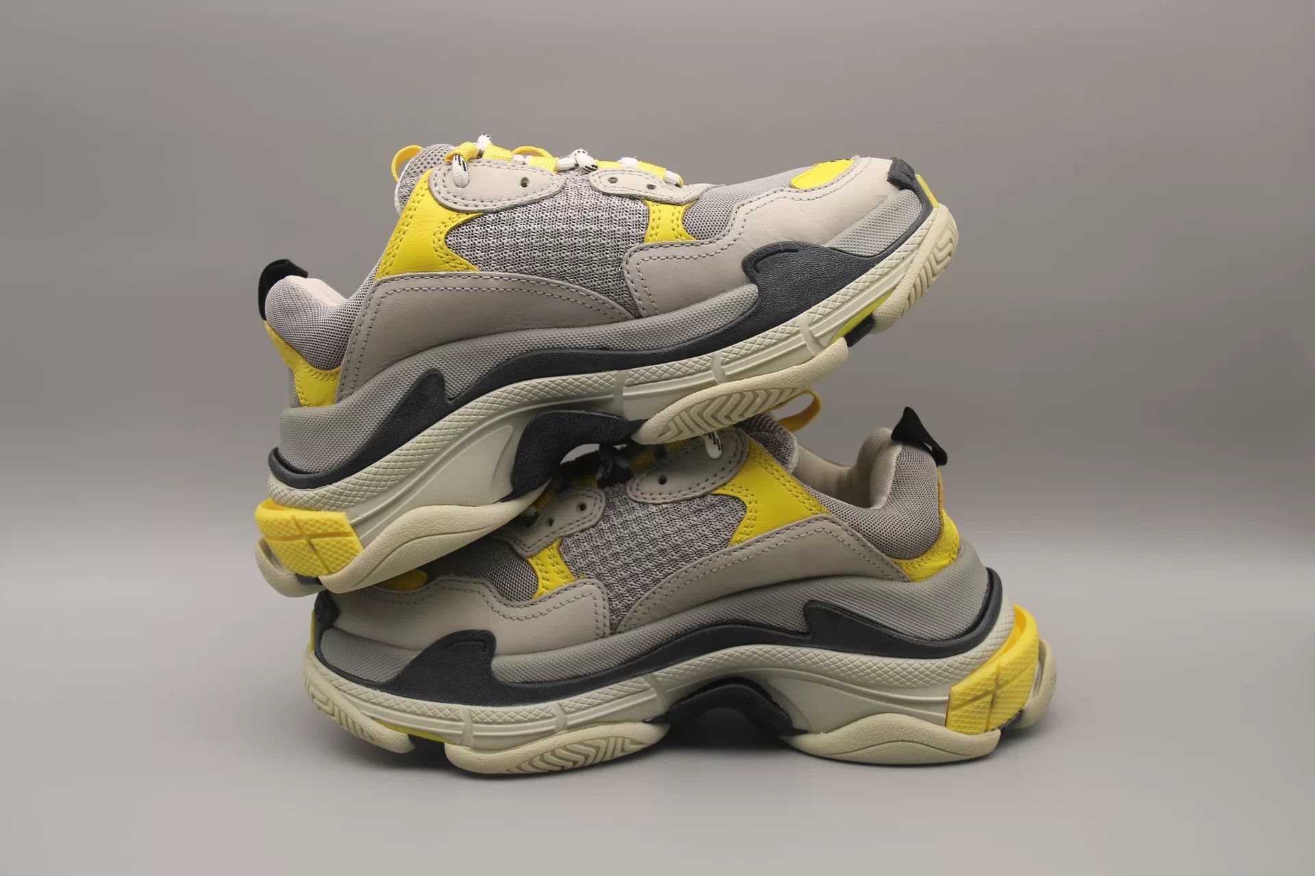 Balenciaga Balenciaga Triple-s Gray Yellow Size US 6 / IT 36 - 2 Thumbnail