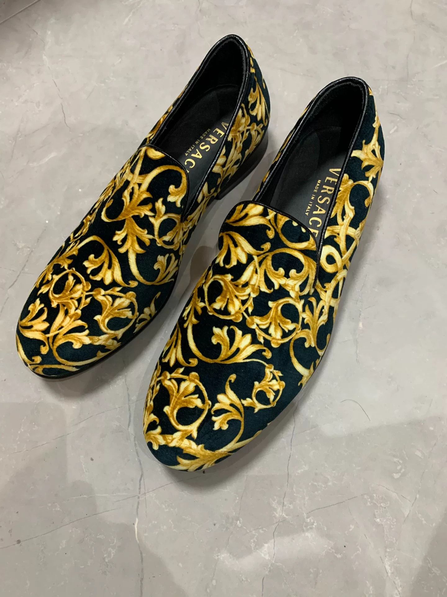 Versace Versace Velvet Loafers Size US 8.5 / EU 41-42 - 2 Thumbnail