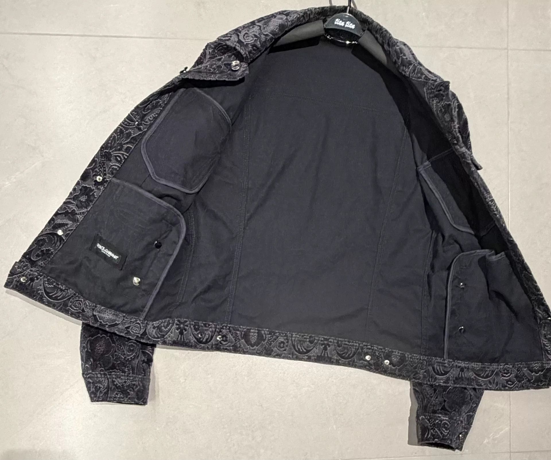 Dolce & Gabbana Dolce & Gabbana Men's Velvet Embossed Jacket Size US M / EU 48-50 / 2 - 6 Thumbnail