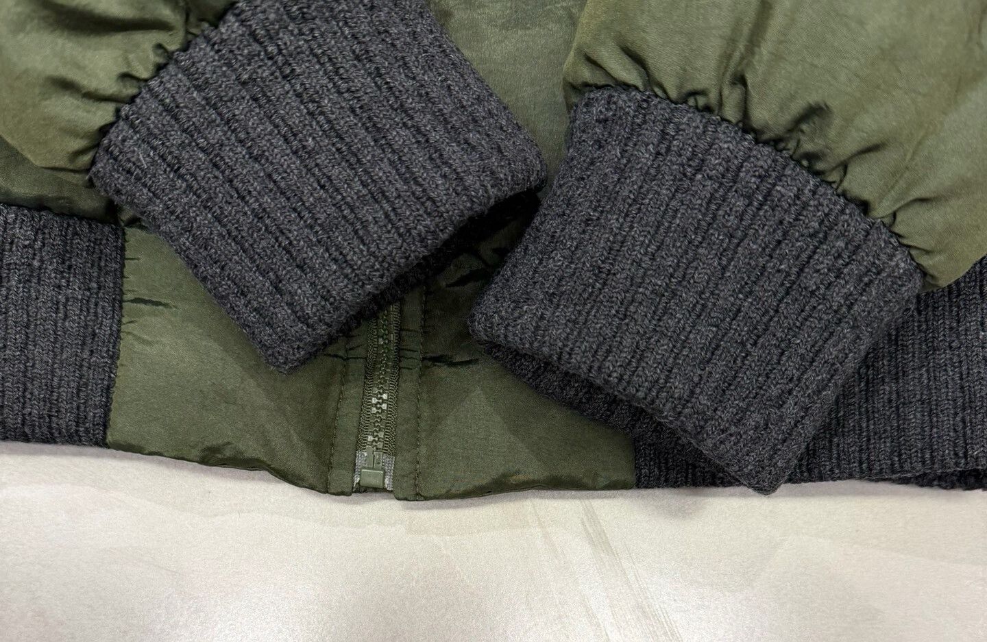 Dolce & Gabbana Dolce & Gabbana Men's Army Green Down Jacket Size US M / EU 48-50 / 2 - 2 Thumbnail