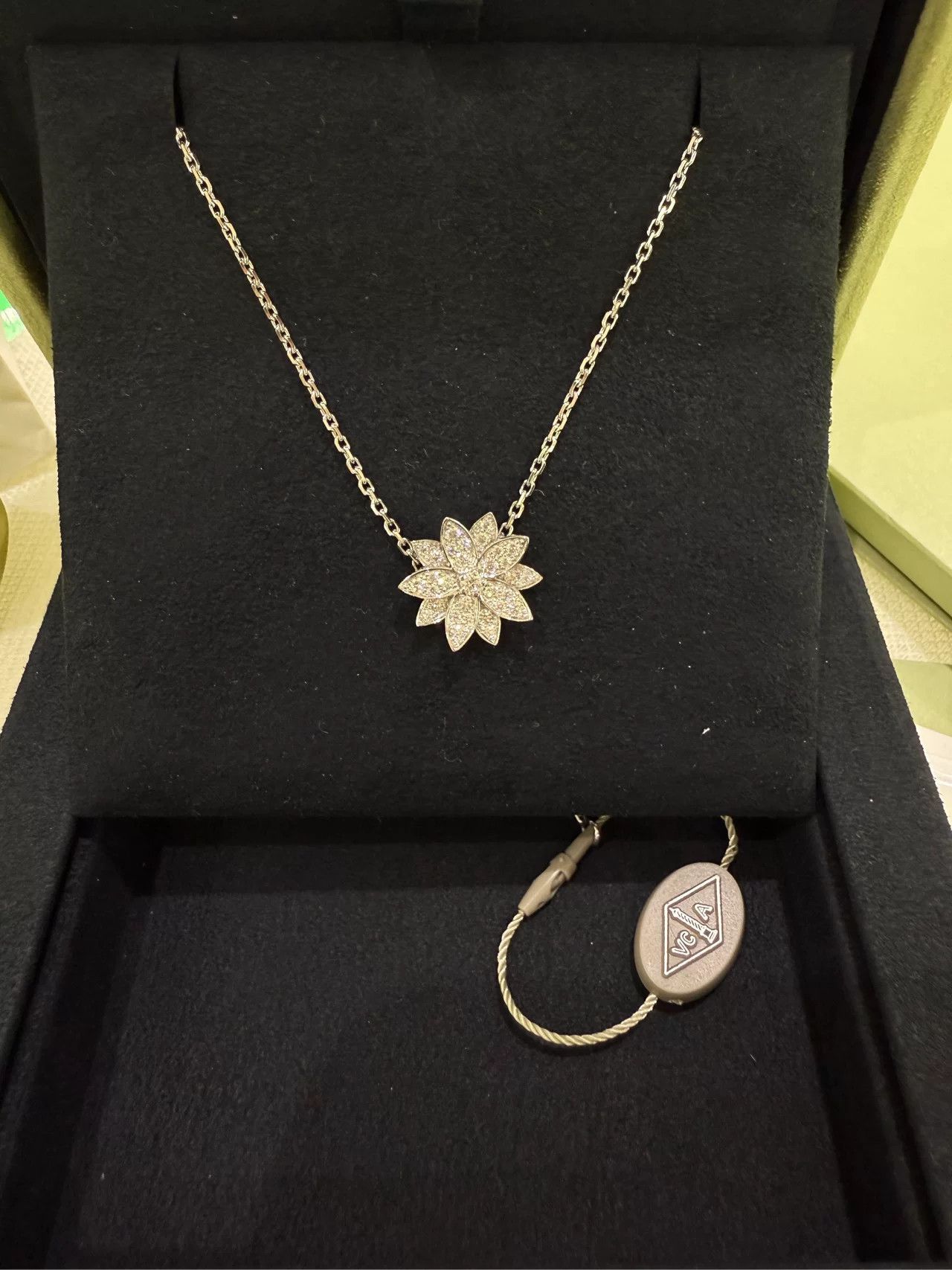 Van Cleef & Arpels Van Cleef & Arpels Lotus Diamond Necklace Size ONE SIZE - 3 Thumbnail
