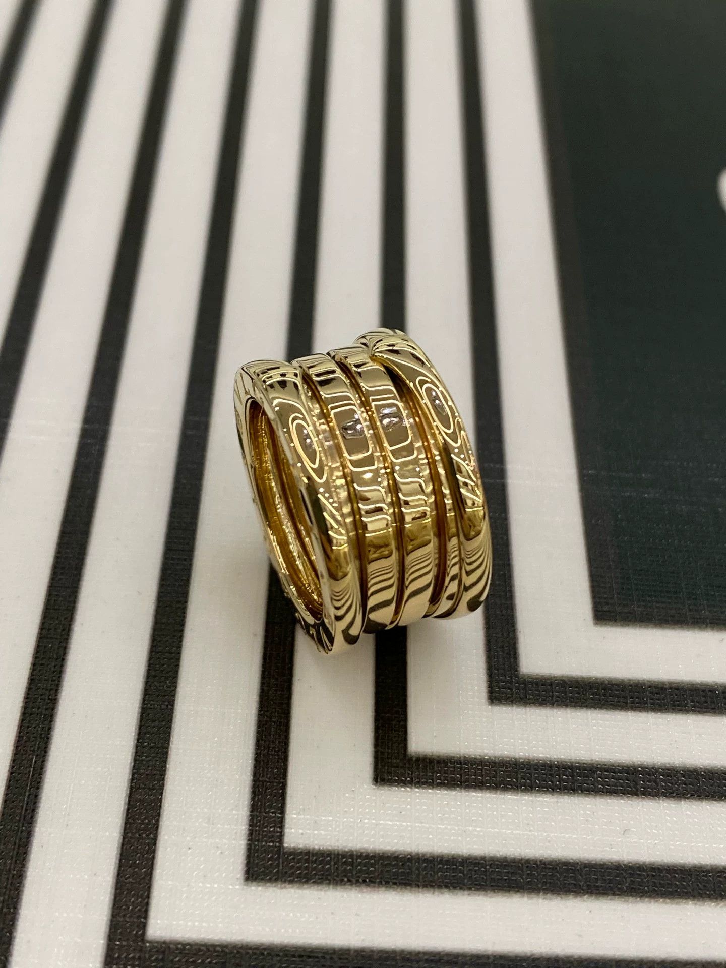 Bvlgari Bvlgari 18K Gold Five-Ring Ring Size 48 Size ONE SIZE - 6 Thumbnail