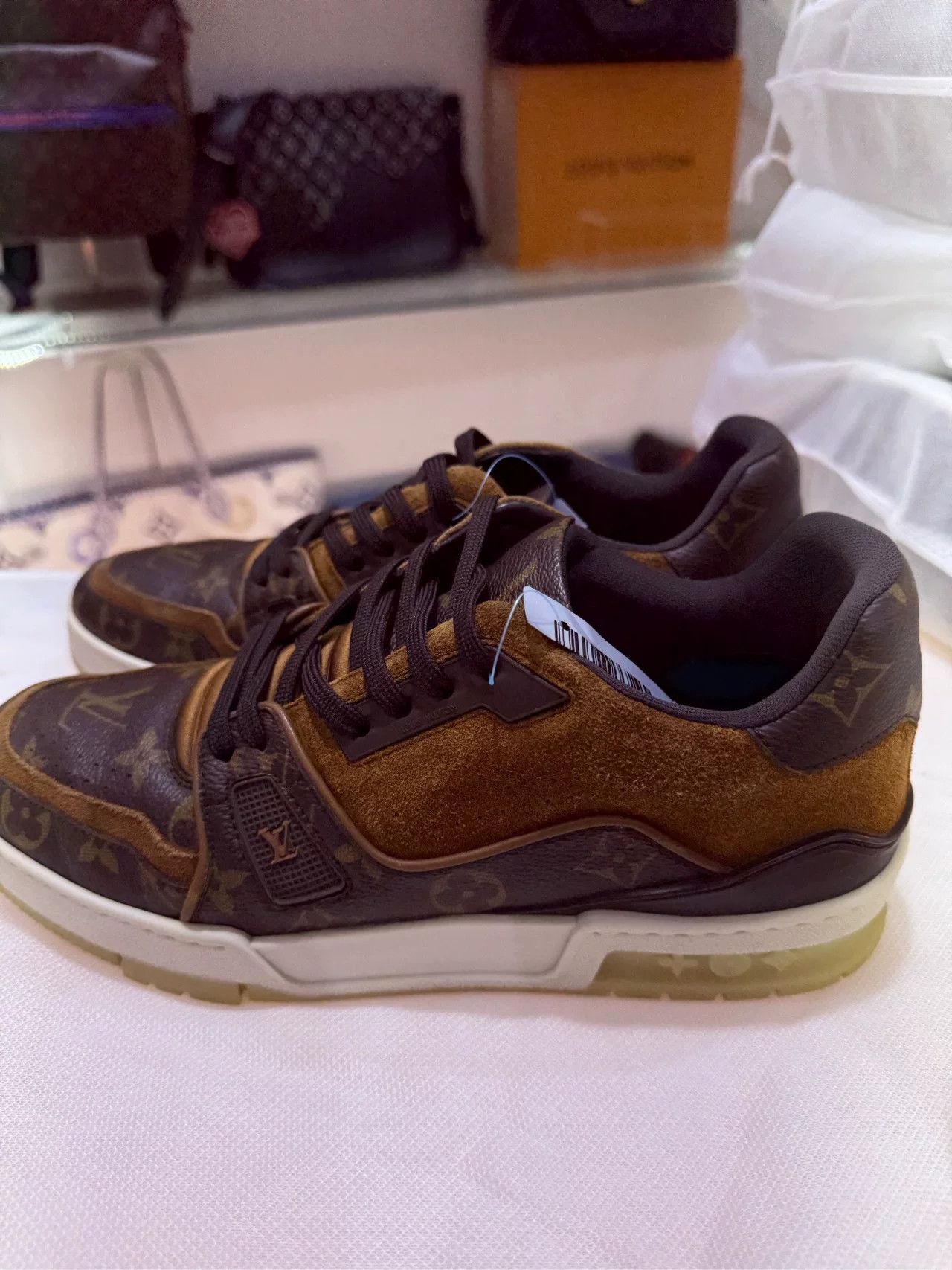 Louis Vuitton Louis Vuitton Trainer Monogram Size 6 Size US 6 / EU 39 - 3 Thumbnail