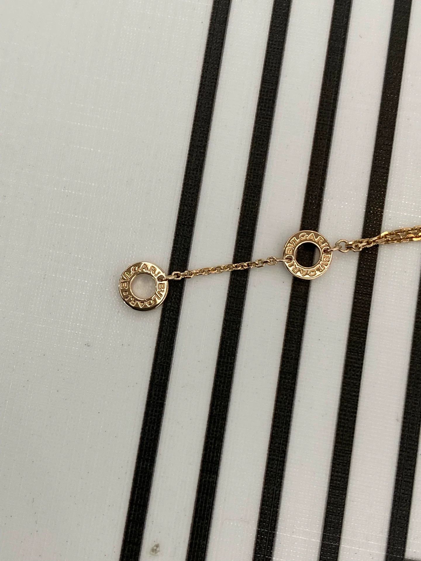 Bvlgari BVLGARI 18K Mother-of-Pearl Fan Bracelet Size ONE SIZE - 4 Thumbnail