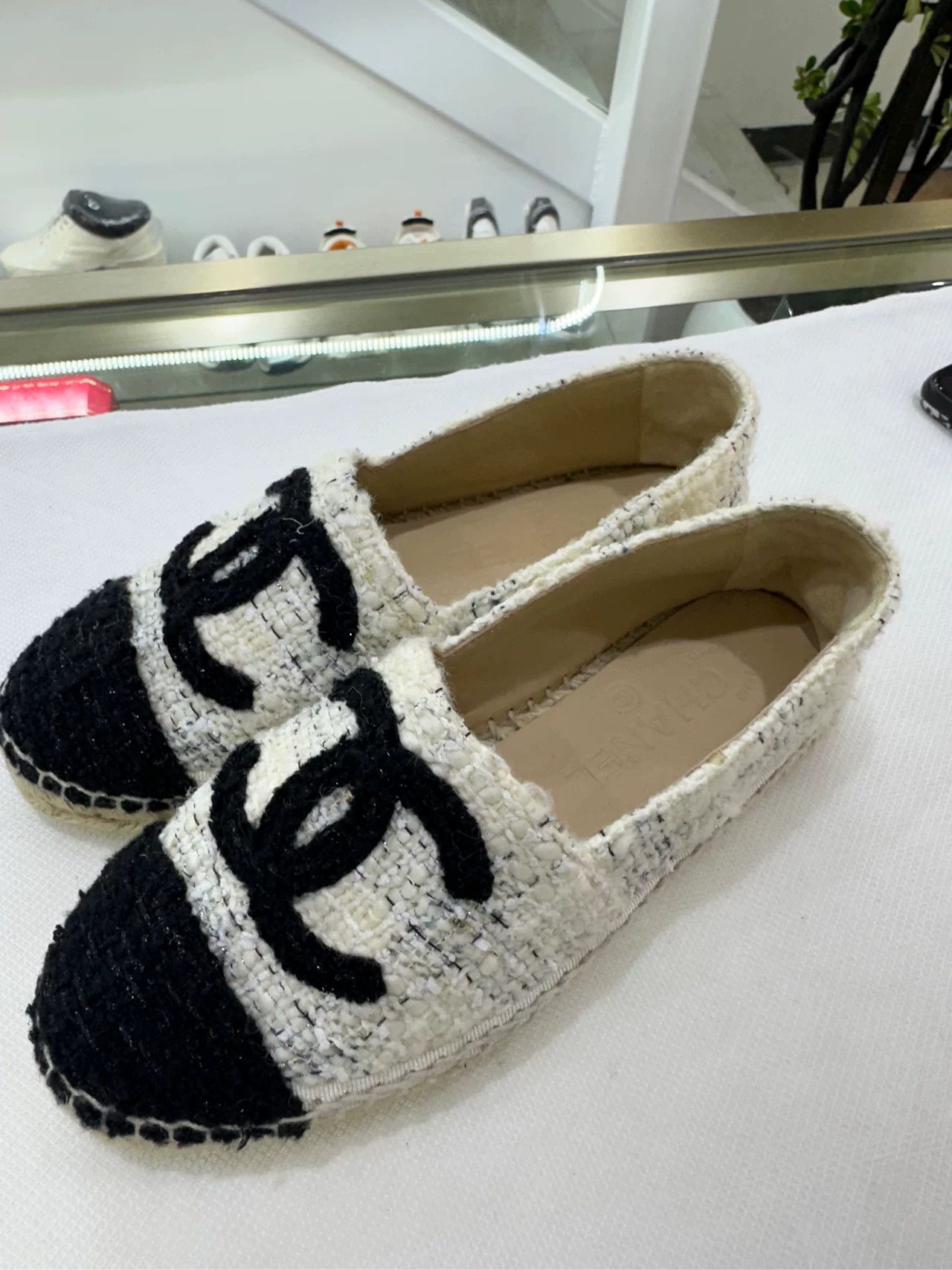 Chanel Chanel Tweed Espadrille Size 35 Size US 4 / IT 34 - 4 Thumbnail
