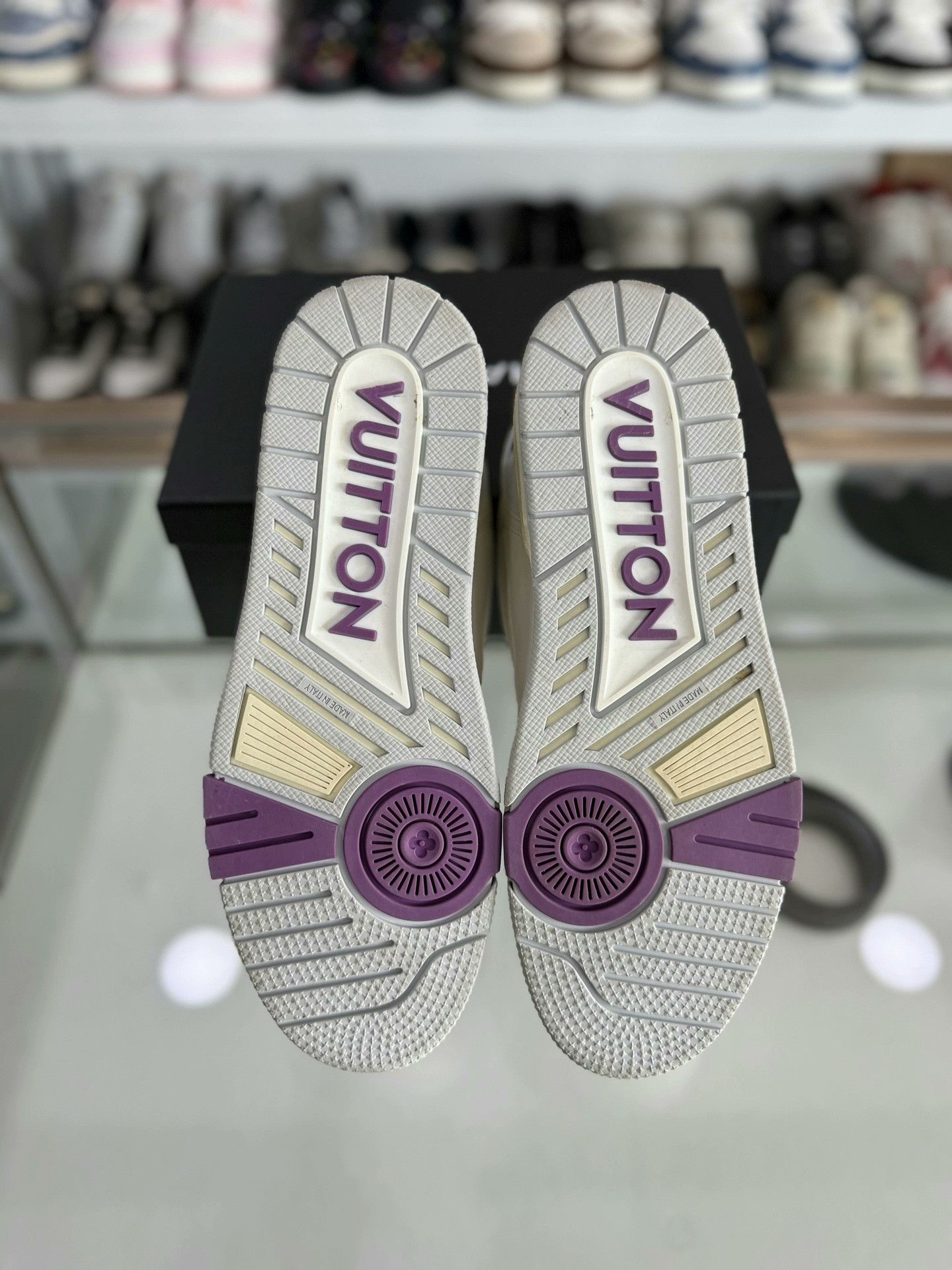 Louis Vuitton Louis Vuitton LV Trainer White Purple Velcro 42.5 Size US 9.5 / EU 42-43 - 4 Thumbnail