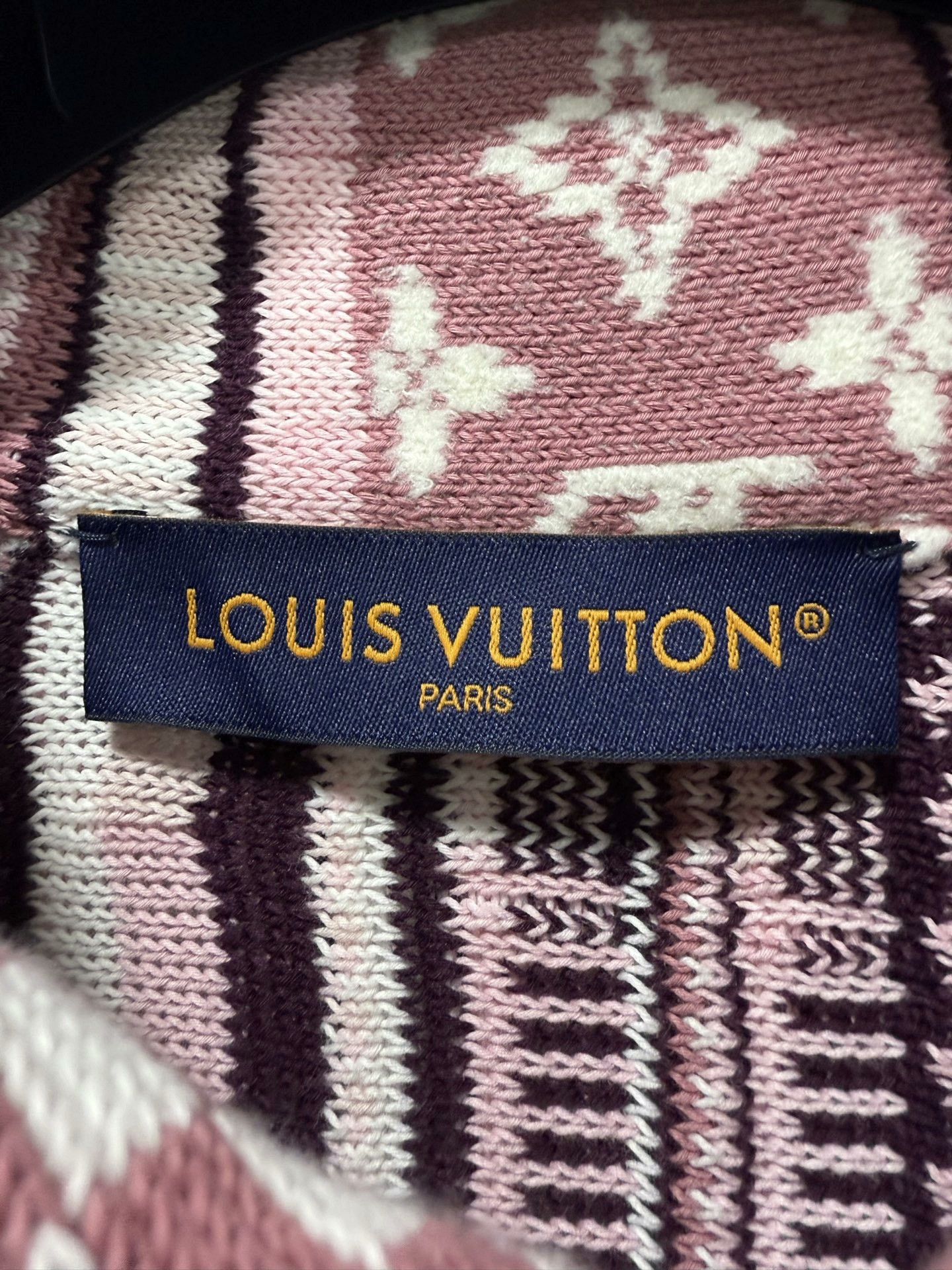 Louis Vuitton Louis Vuitton New 25 Knit Monogram Sweater L Size US L / EU 52-54 / 3 - 3 Thumbnail