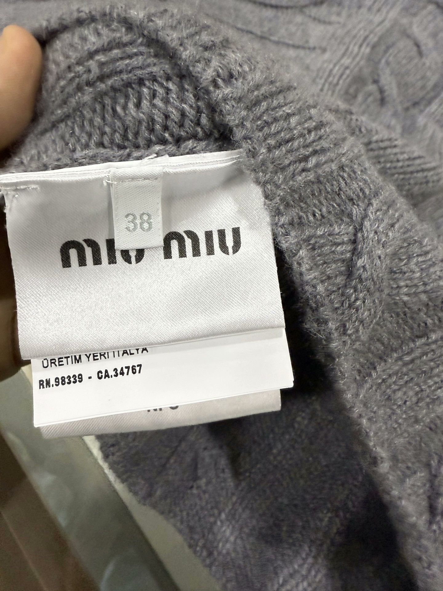 Miu Miu Miu Miu Gray Short Knit Sweater Size 38 Size S / US 4 / IT 40 - 7 Thumbnail