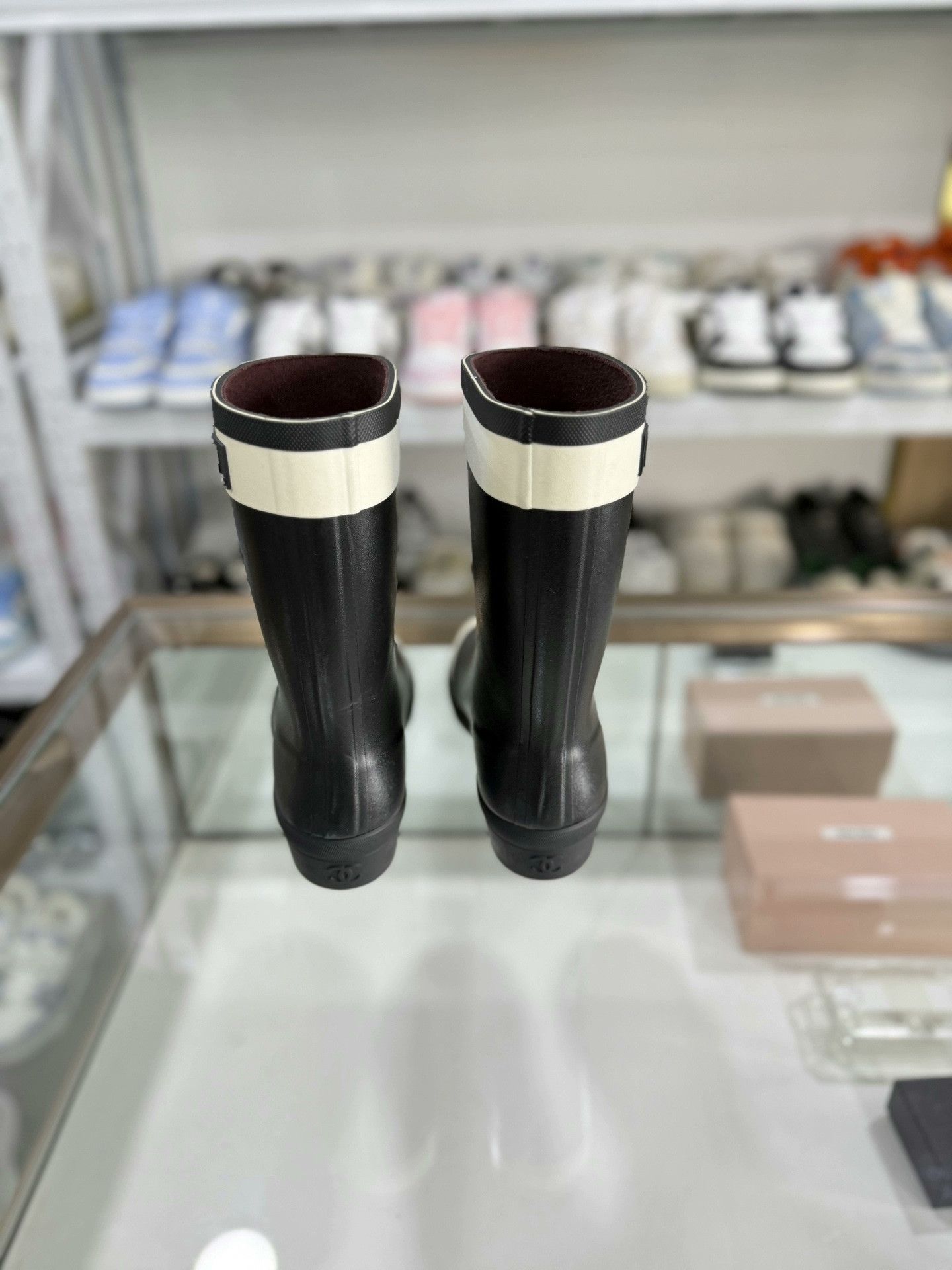 Chanel Chanel Black White Short Rain Boots Size US 5 / IT 35 - 3 Thumbnail