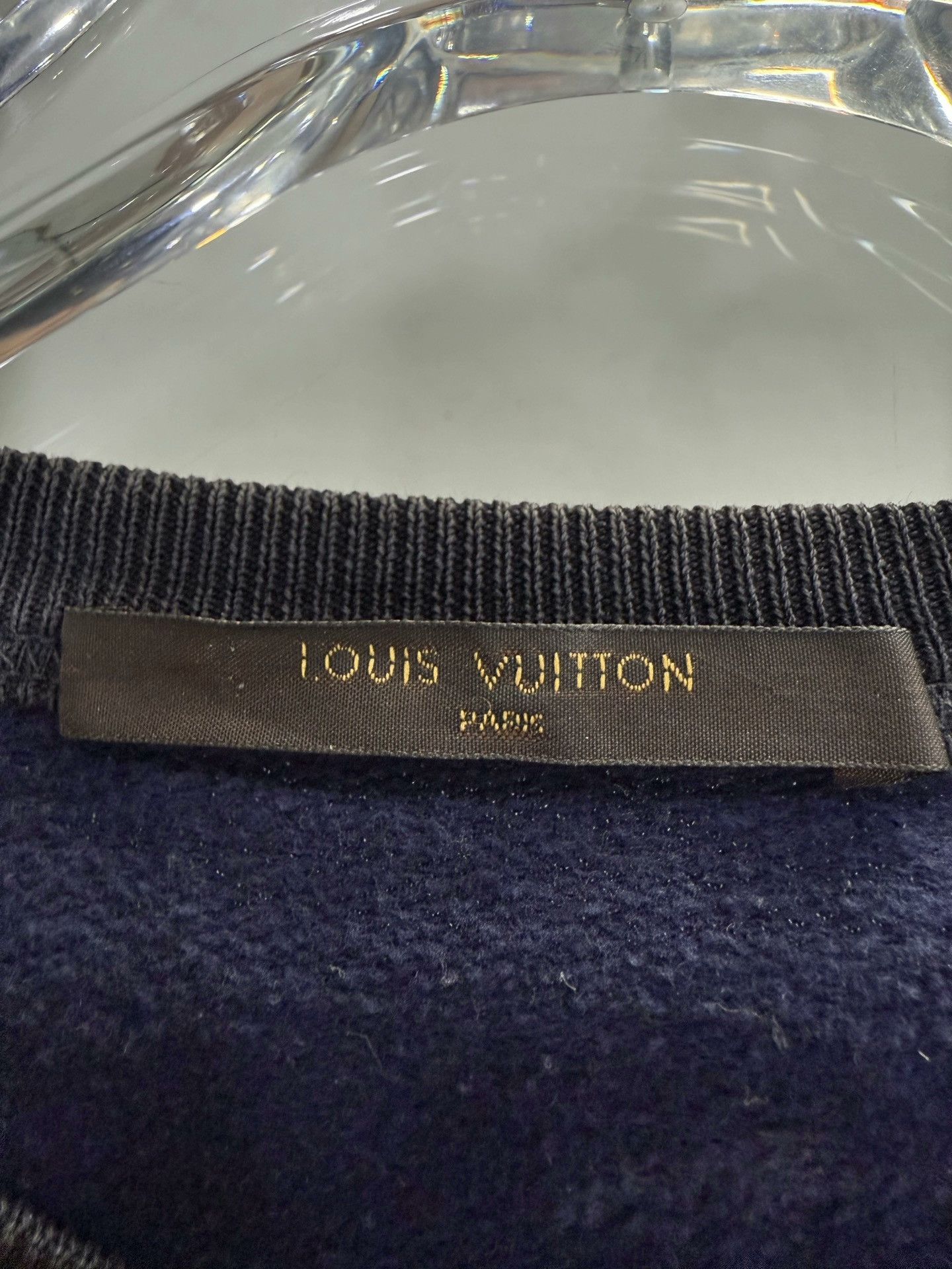 Louis Vuitton Louis Vuitton Navy Long-Sleeve Sweatshirt L Size US L / EU 52-54 / 3 - 3 Thumbnail