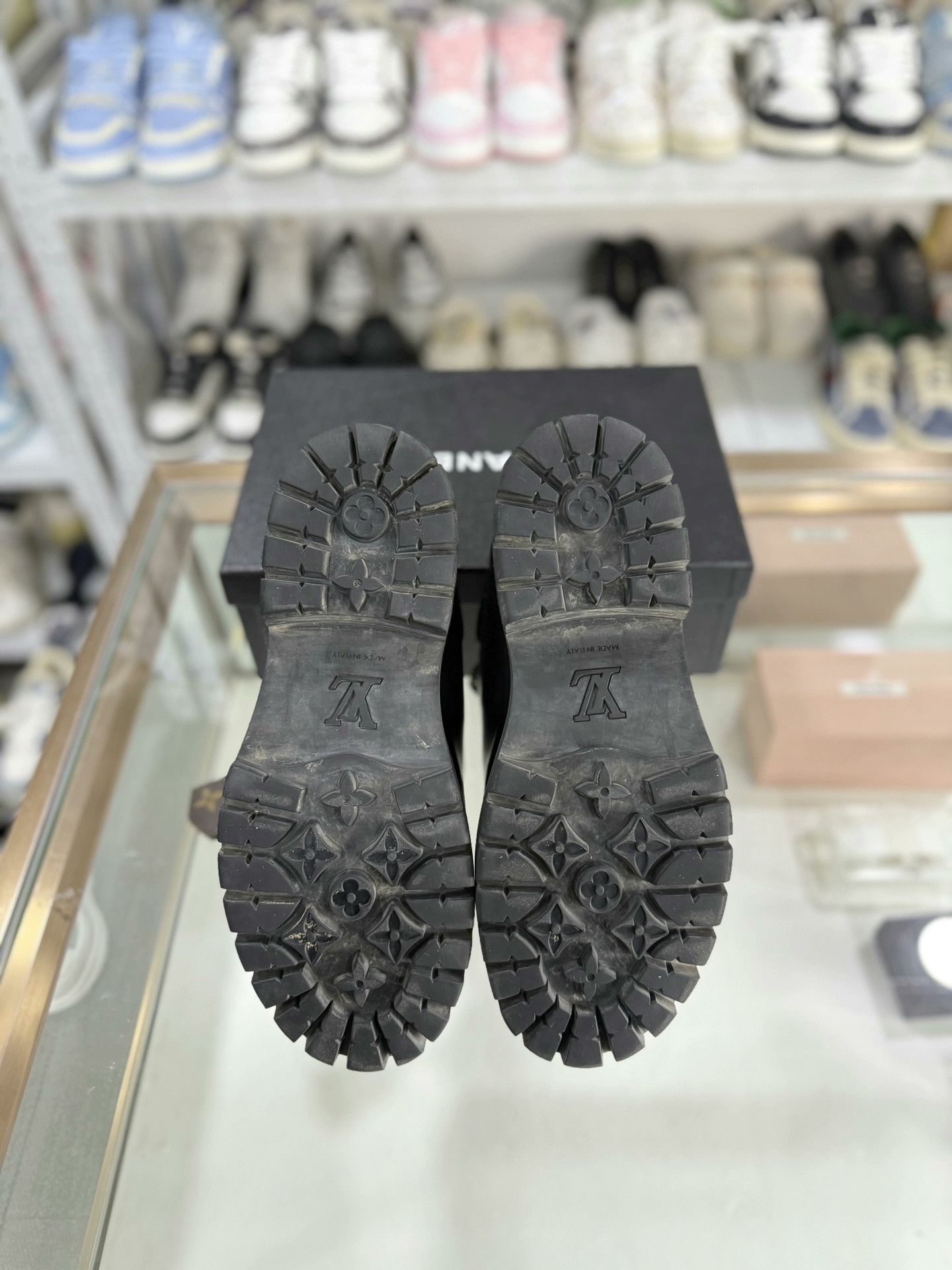 Louis Vuitton Louis Vuitton Nigo Remix Hiking Derby Size US 7.5 / EU 40-41 - 4 Thumbnail