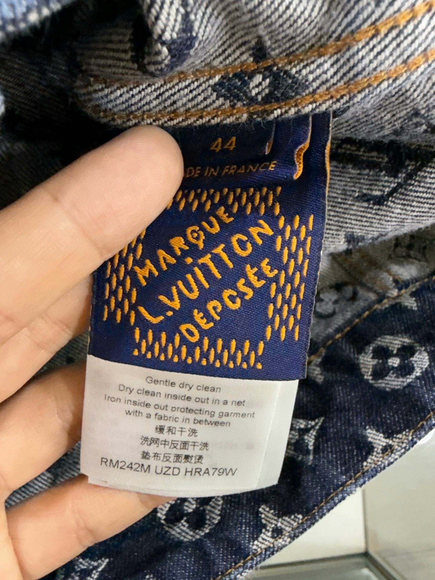 Louis Vuitton Louis Vuitton Monogram Denim Jacket Size 44 Size US S / EU 44-46 / 1 - 5 Thumbnail
